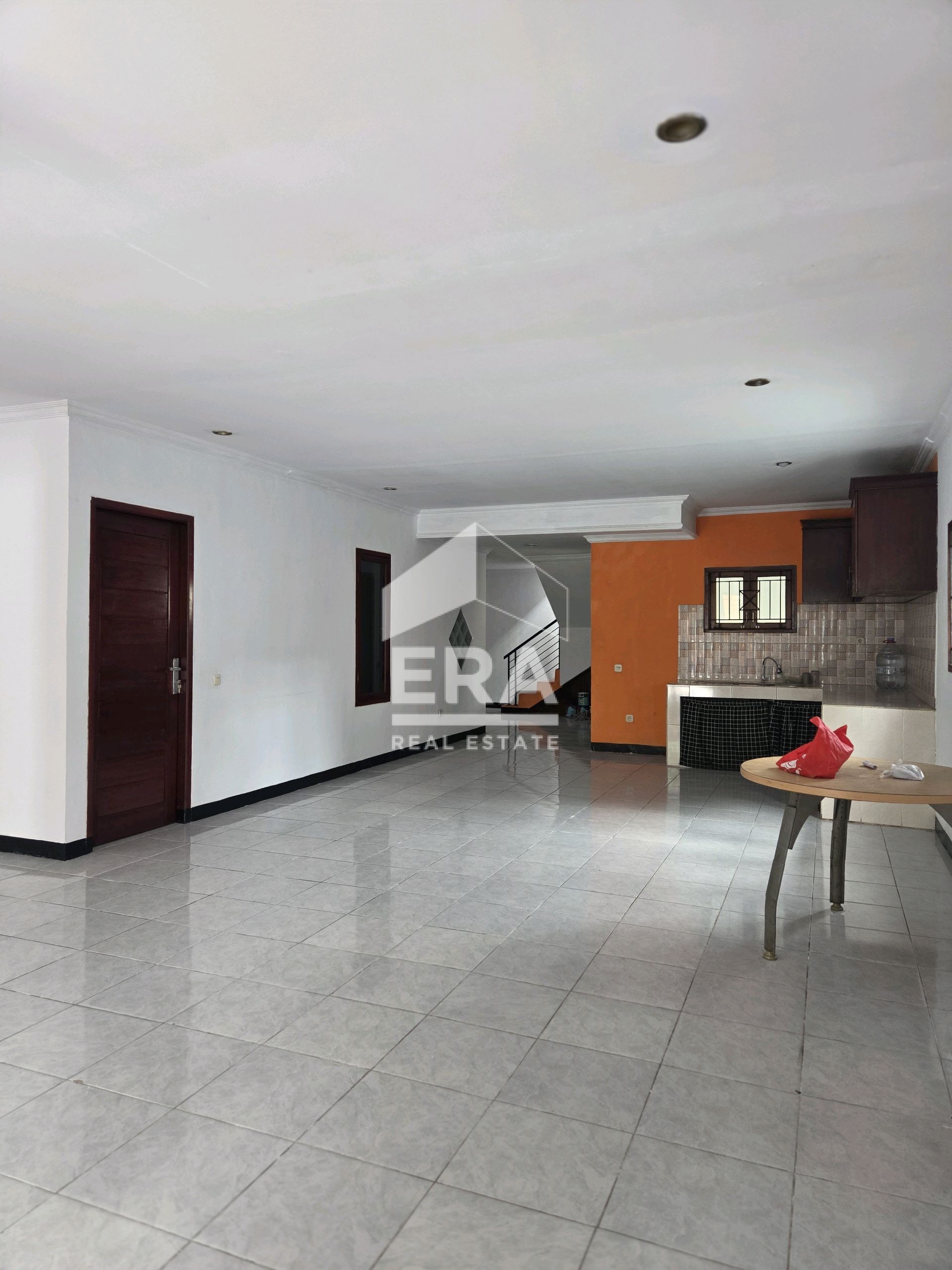 interior 2