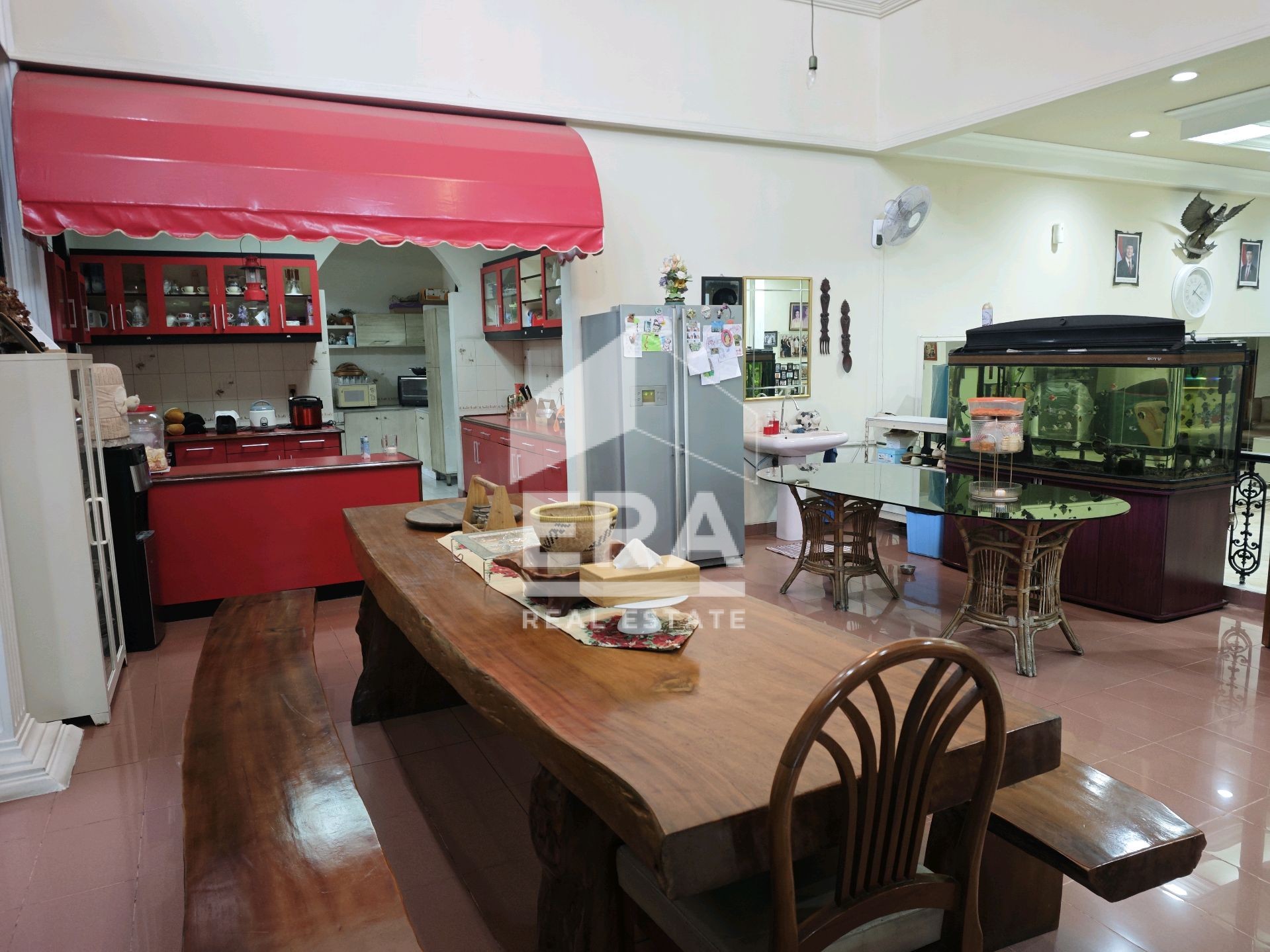 interior 2
