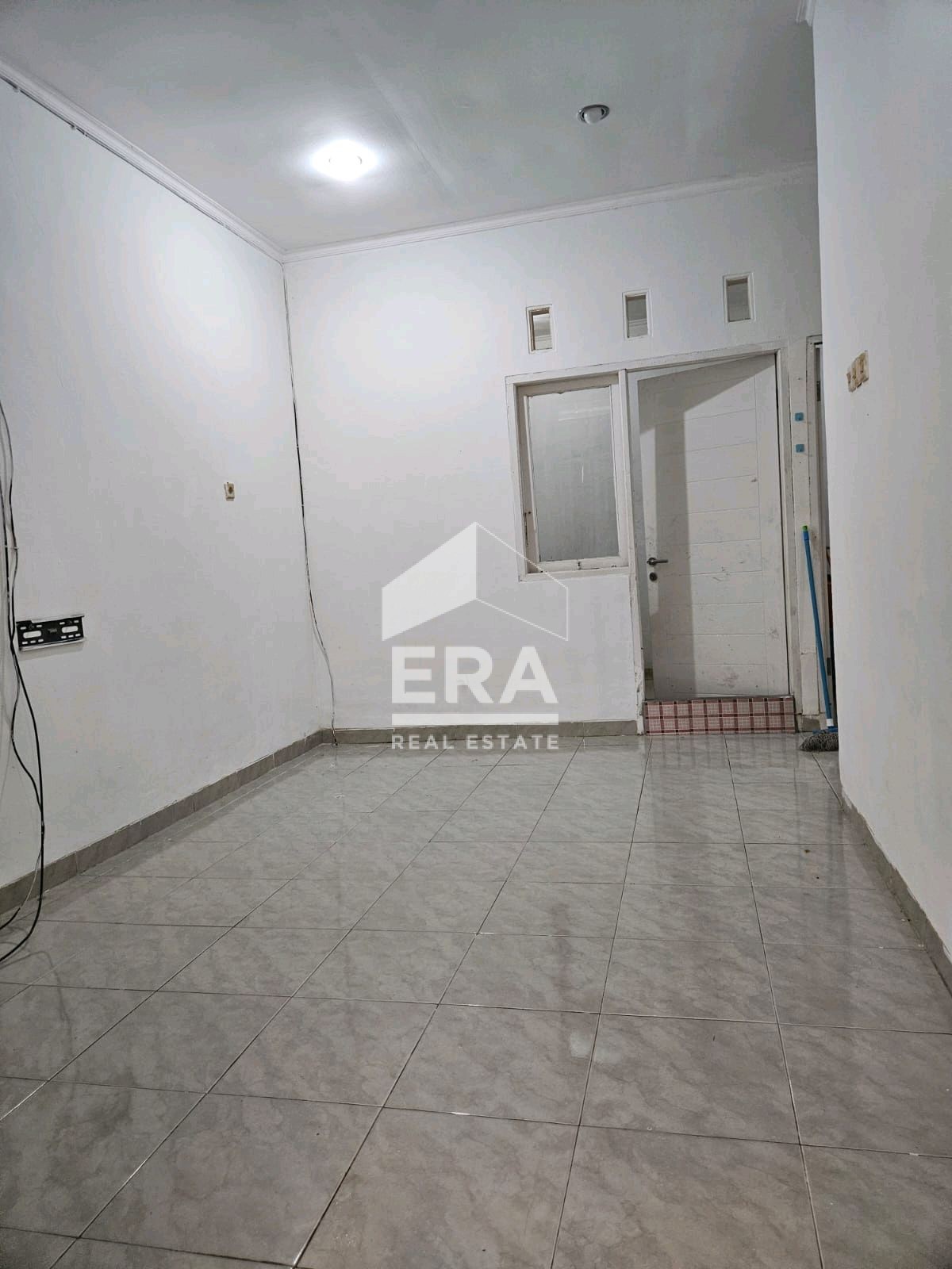 interior 7