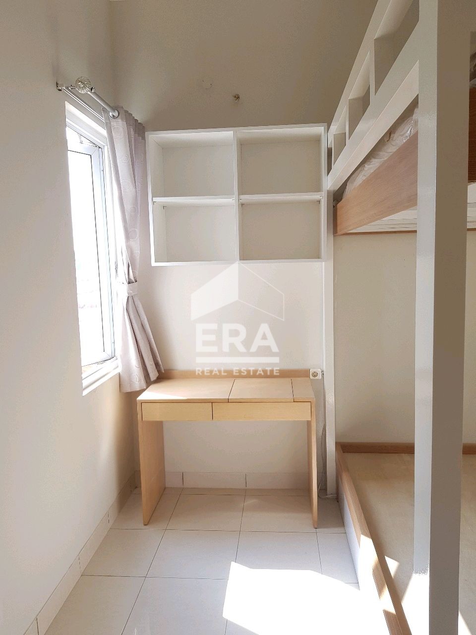 interior 6