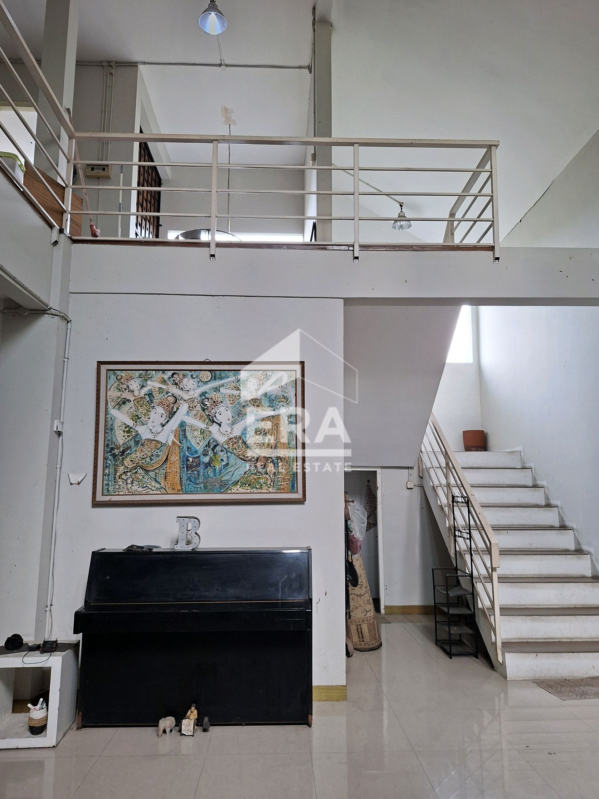 interior 3