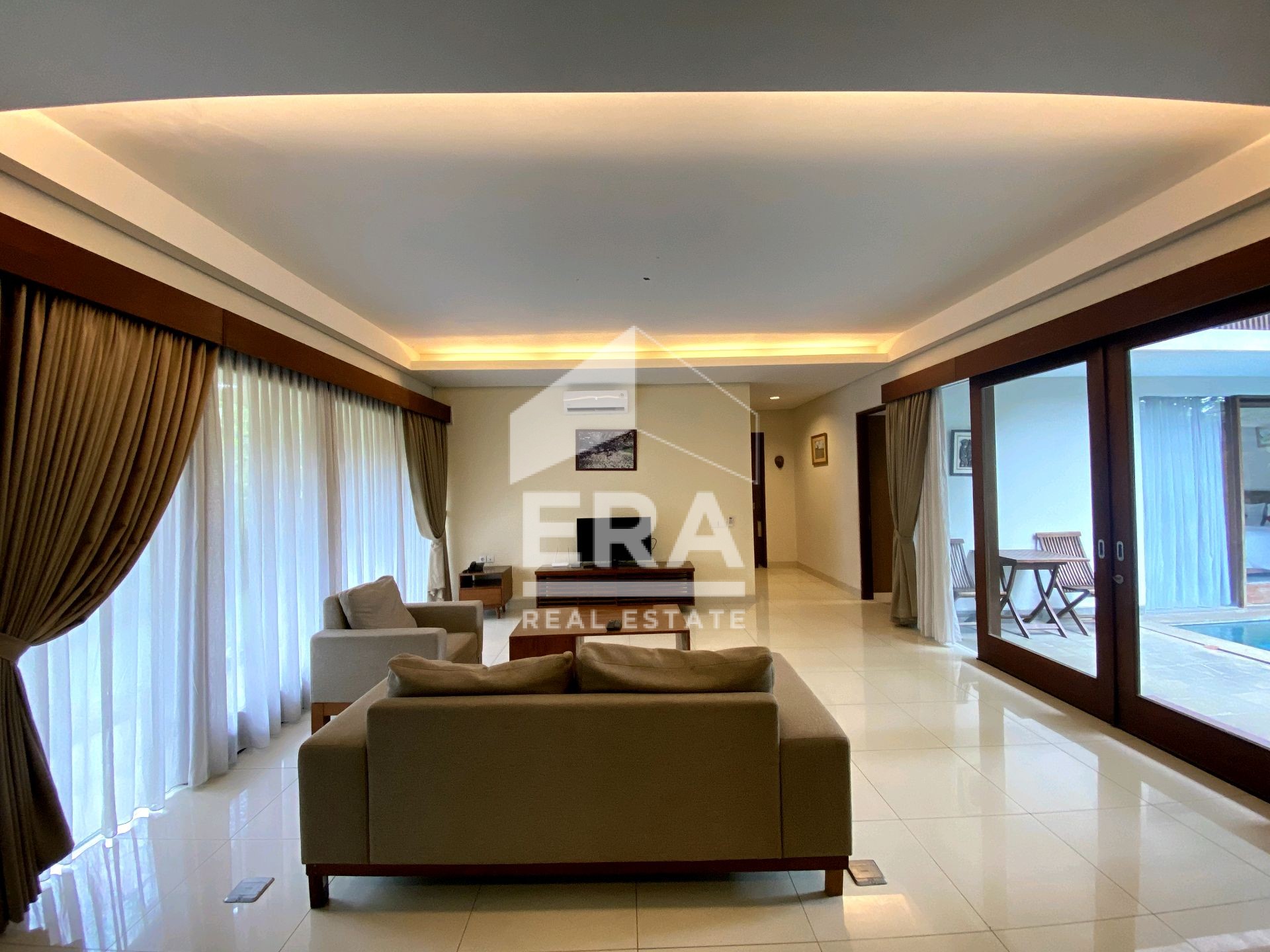 interior 5