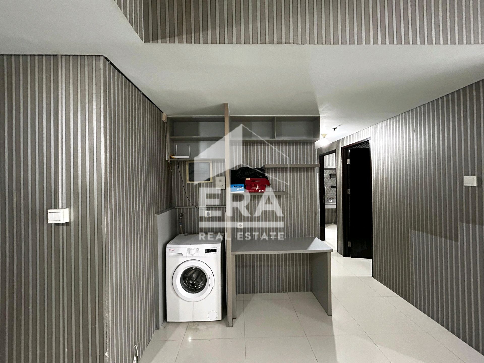 interior 6