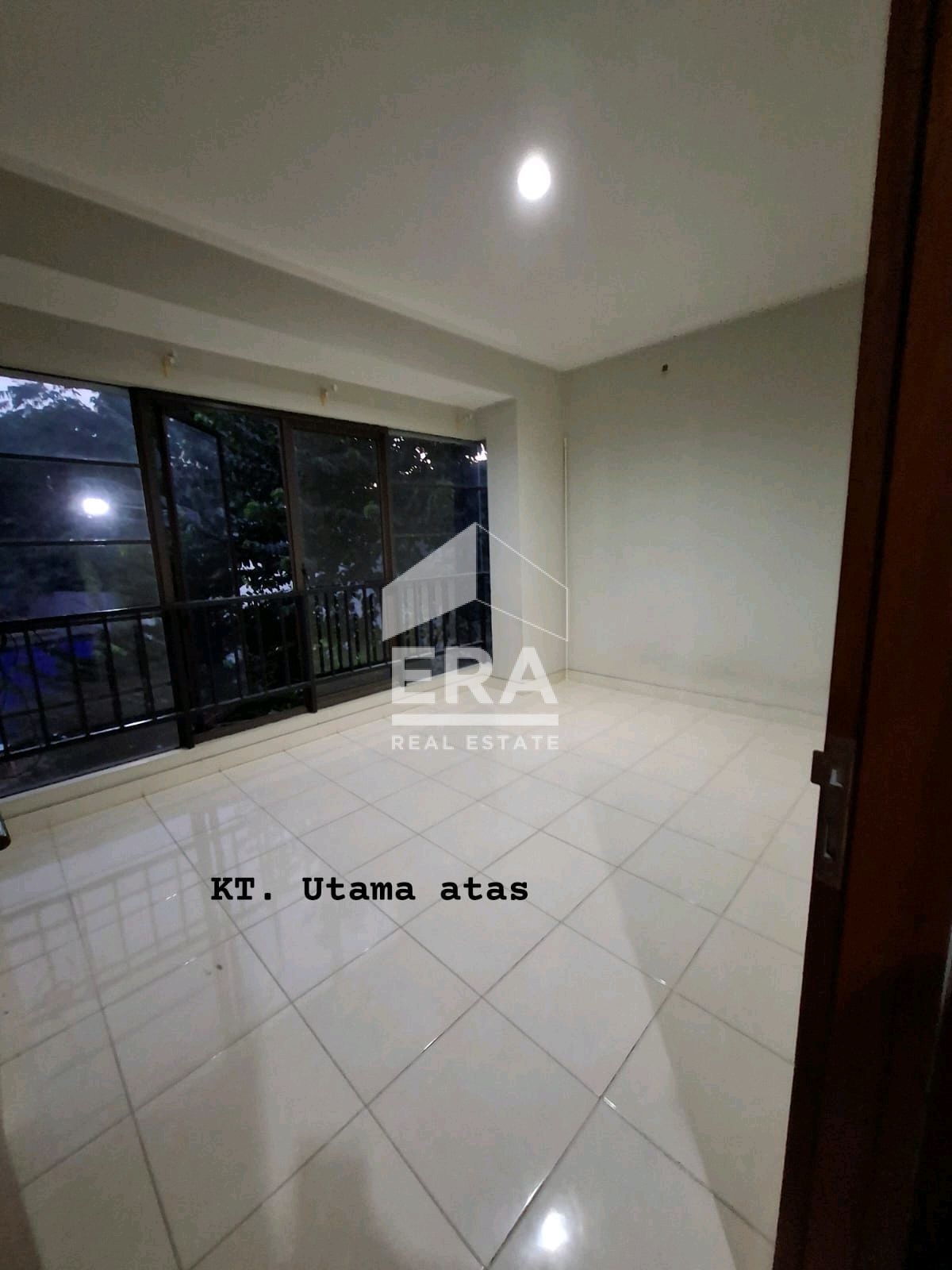 interior 7