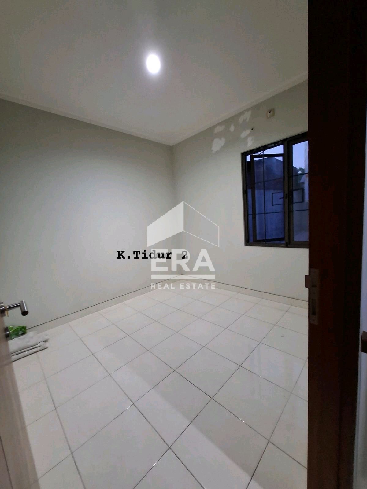 interior 8