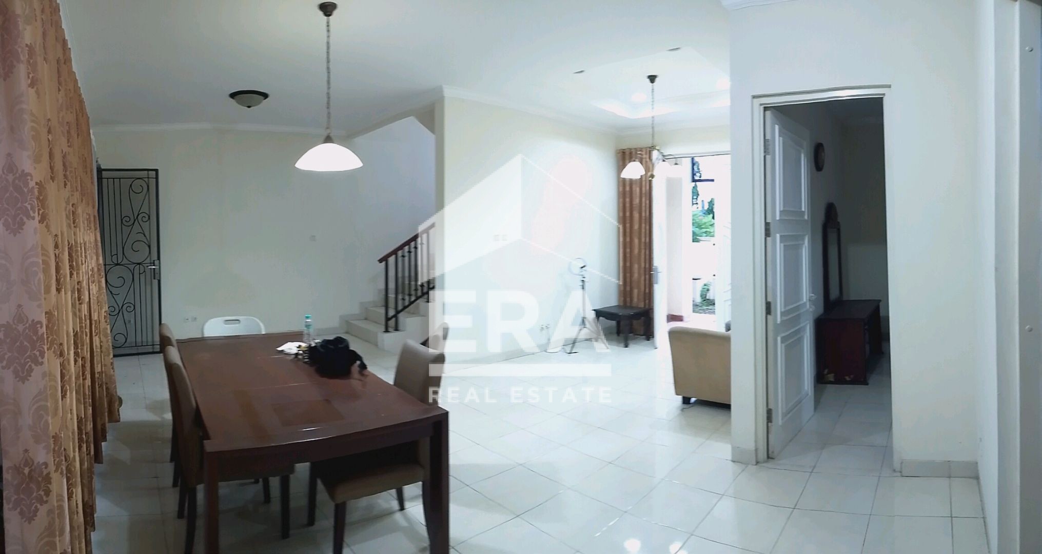 interior 2