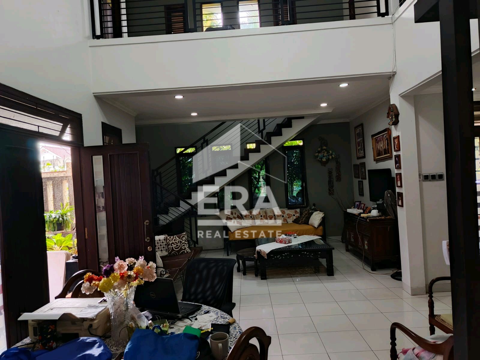 interior 7