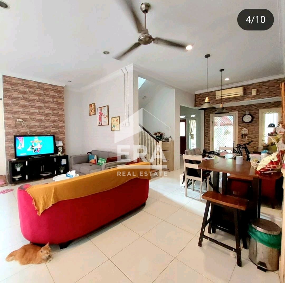 interior 8