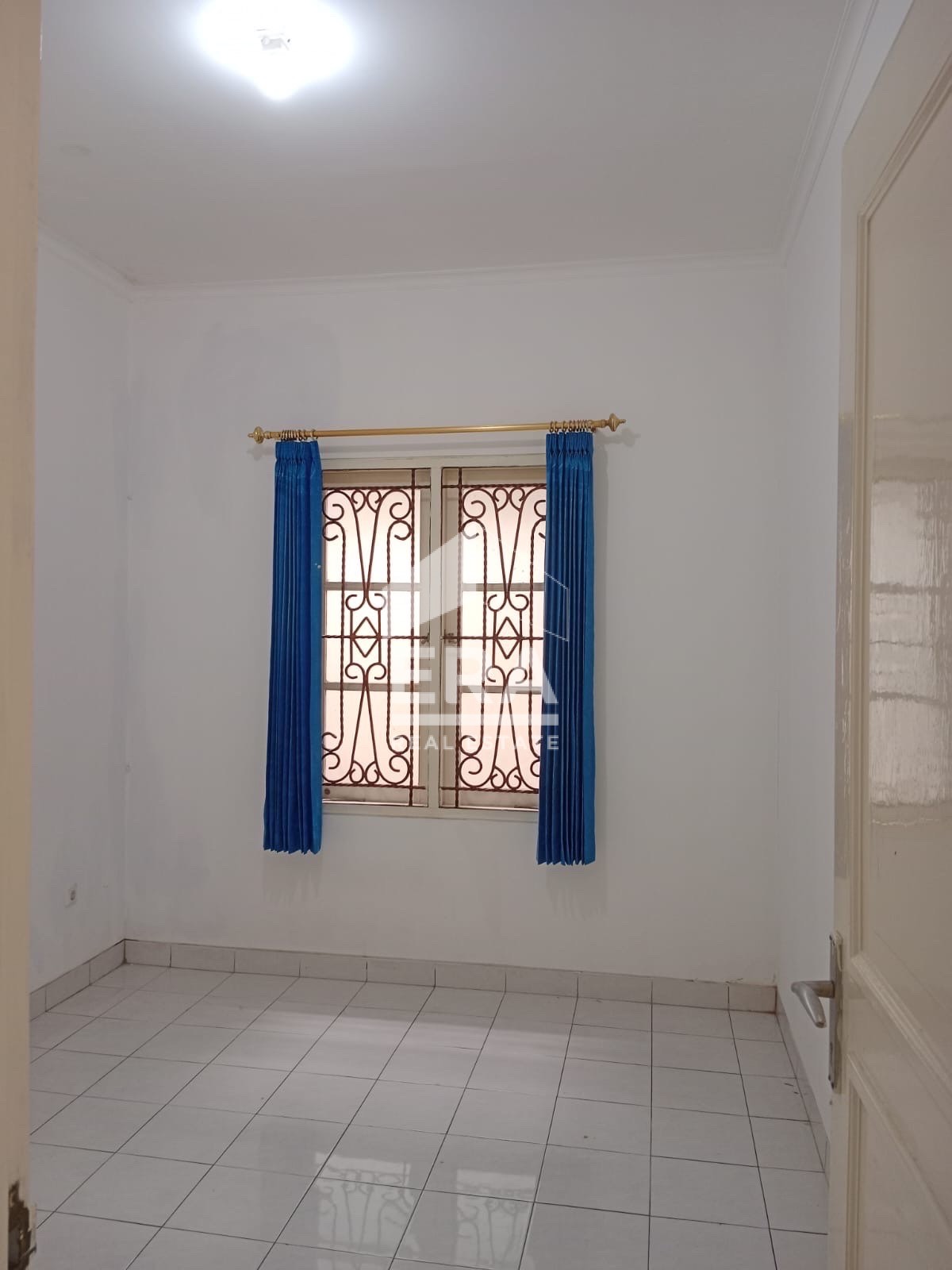 interior 2