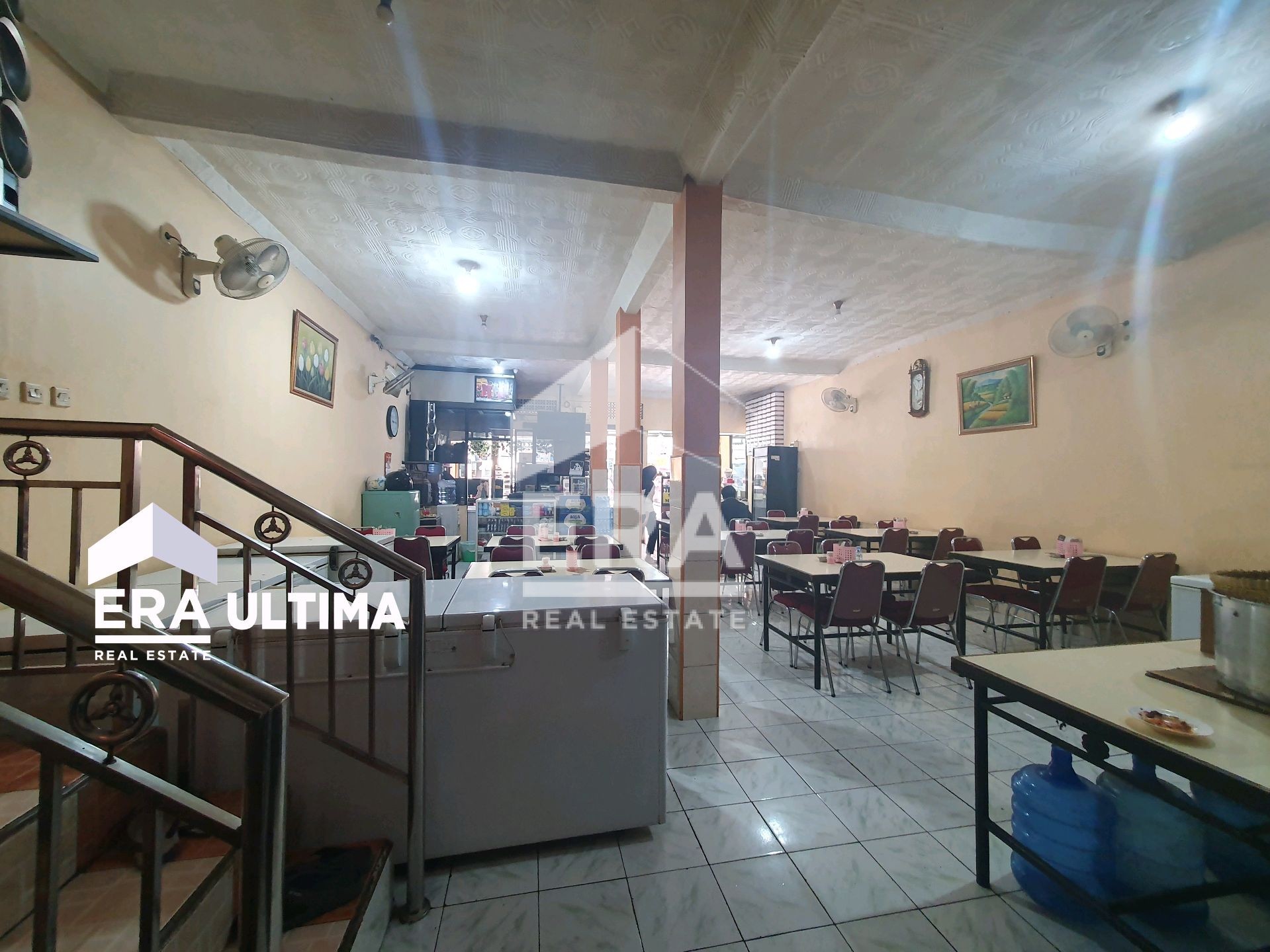 interior 6