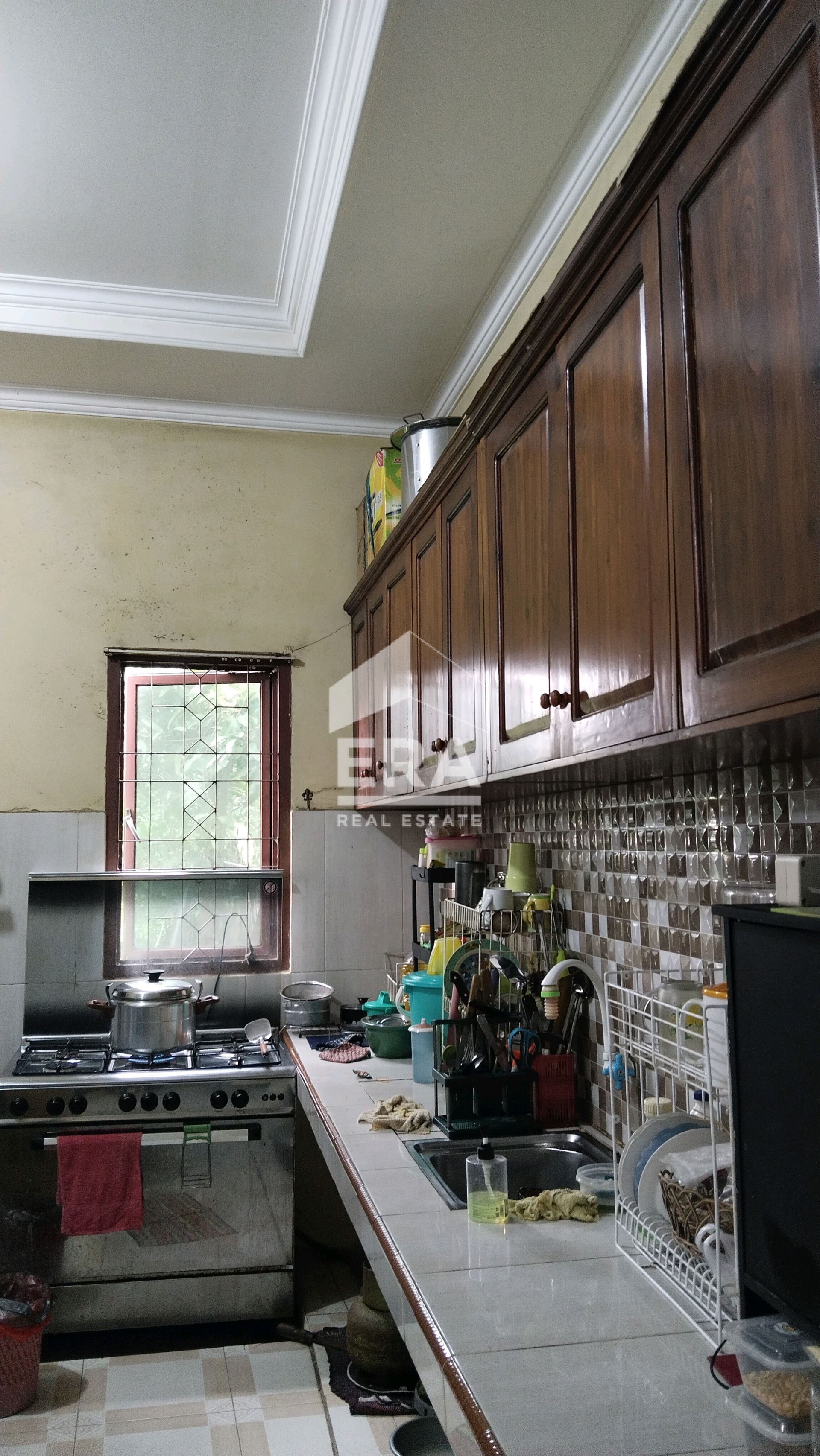 interior 6