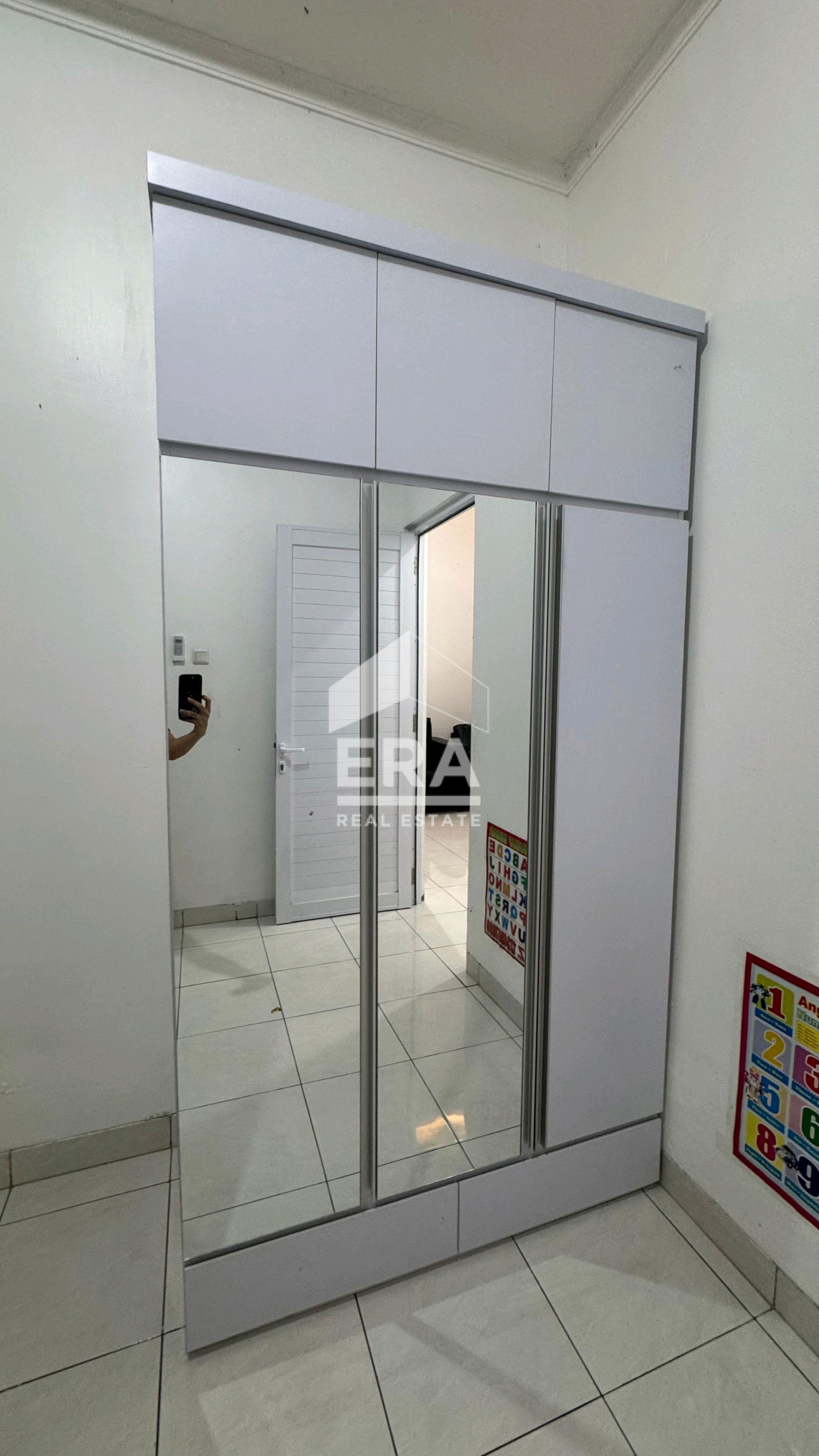 interior 3