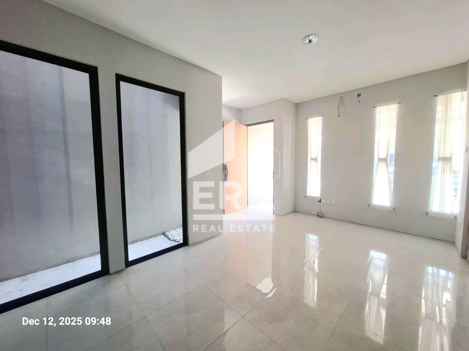interior 3