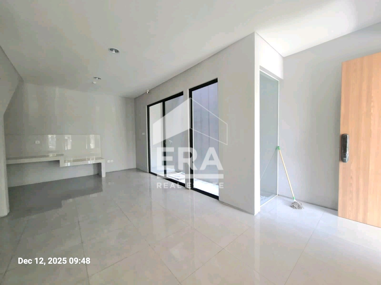 interior 4