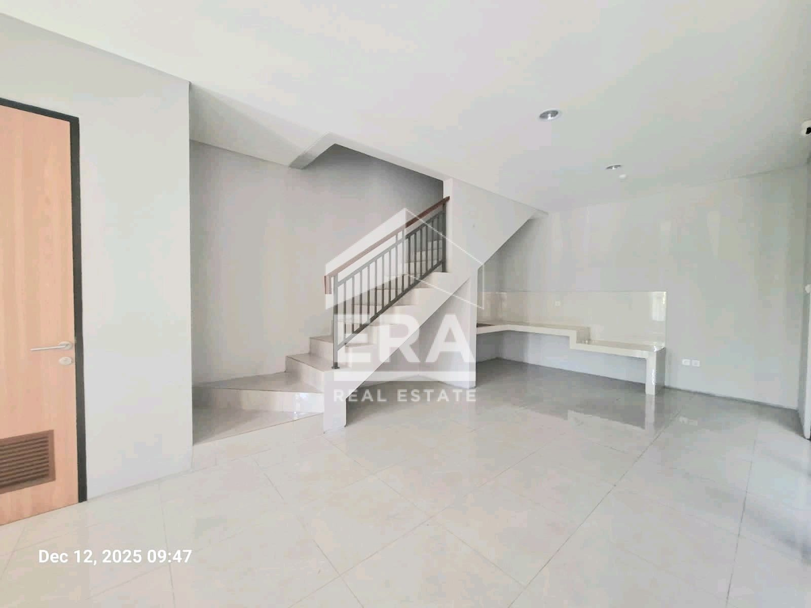 interior 7