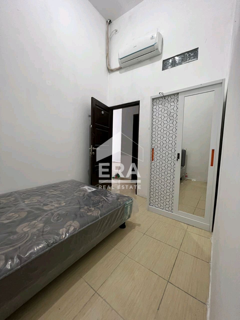 interior 6