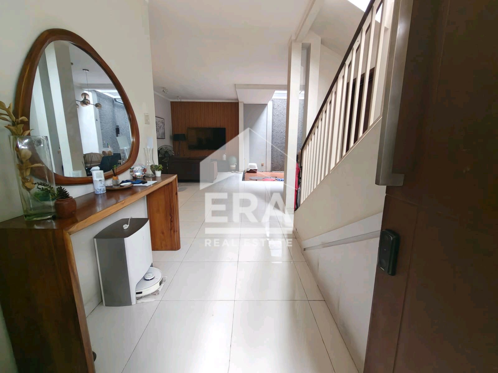 interior 5
