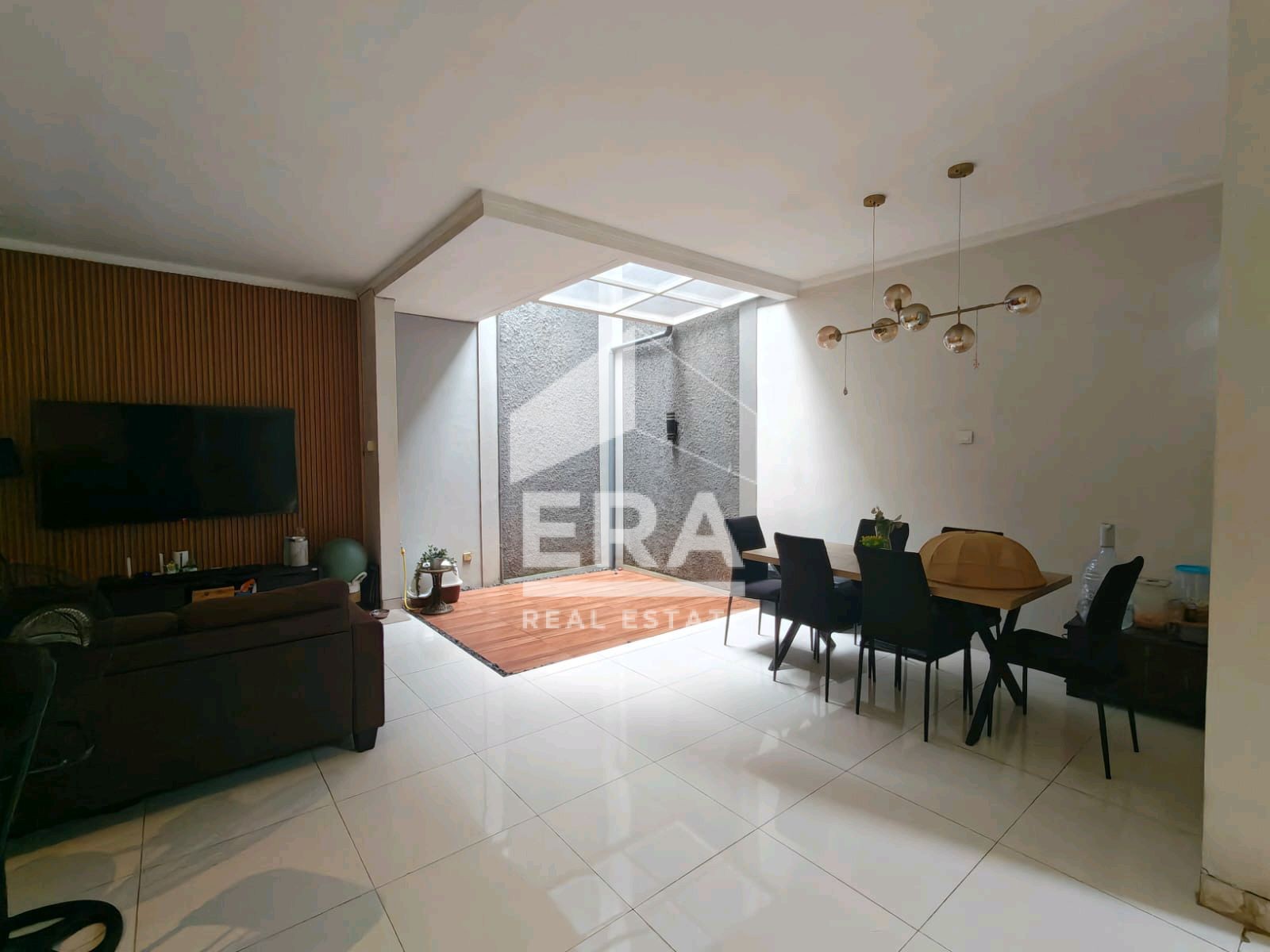 interior 2