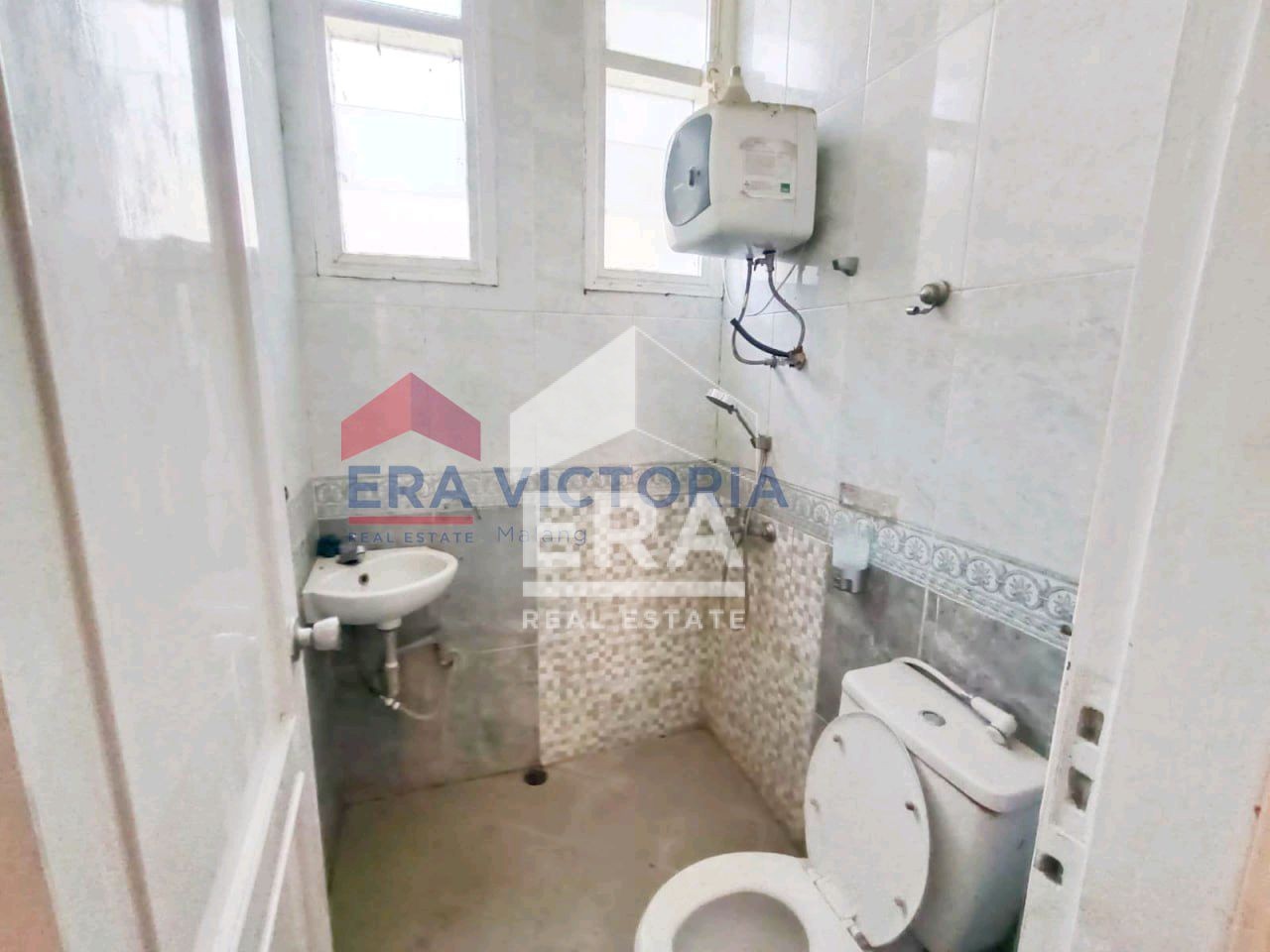 interior 10