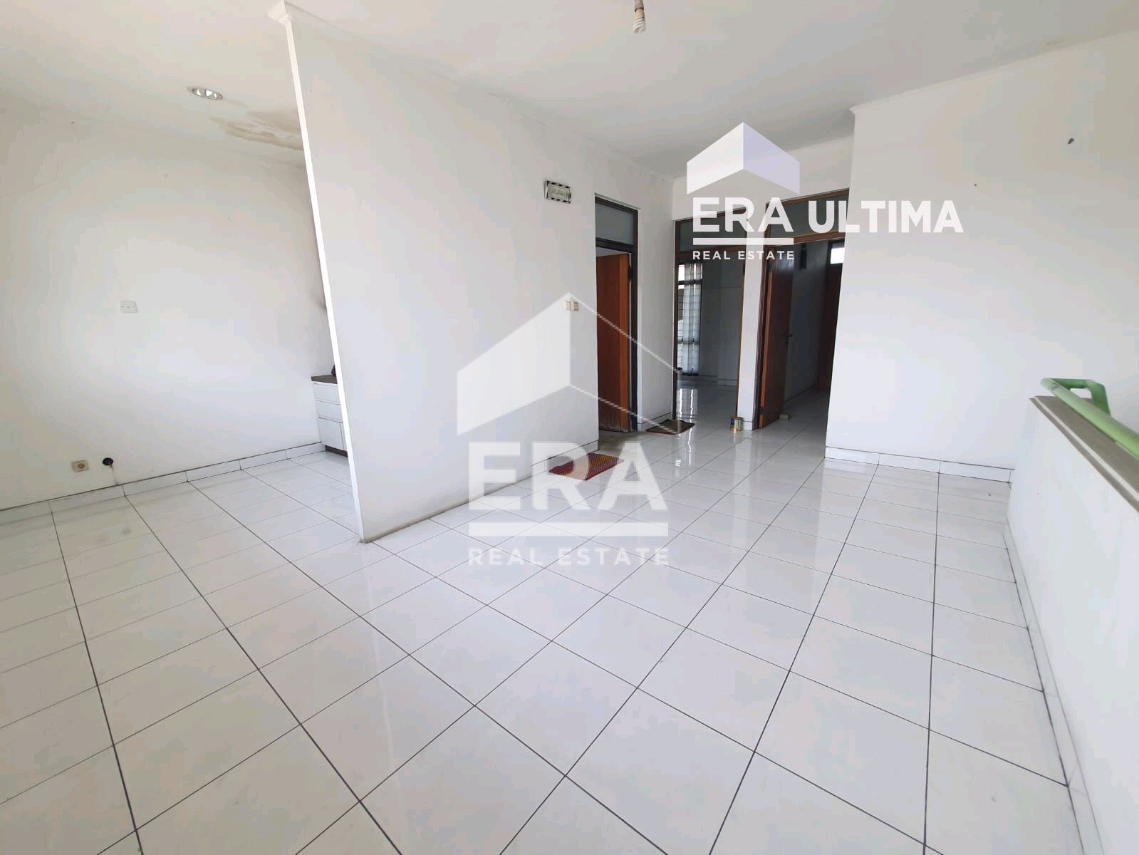 interior 3