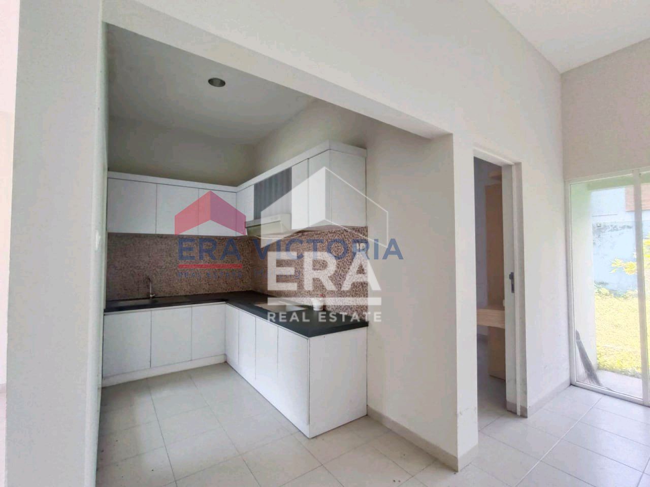 interior 6