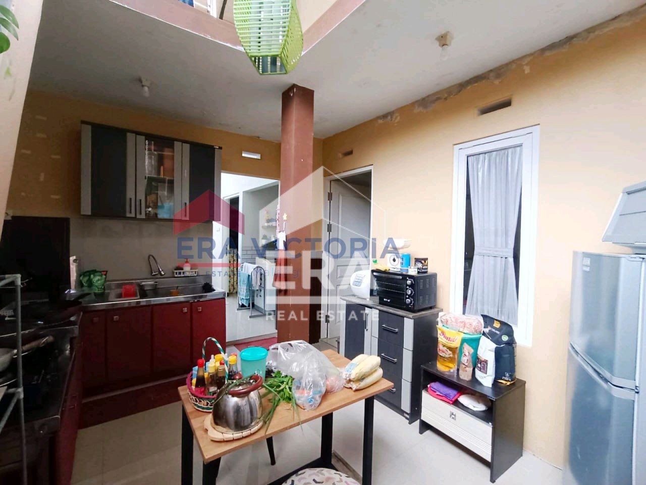 interior 8