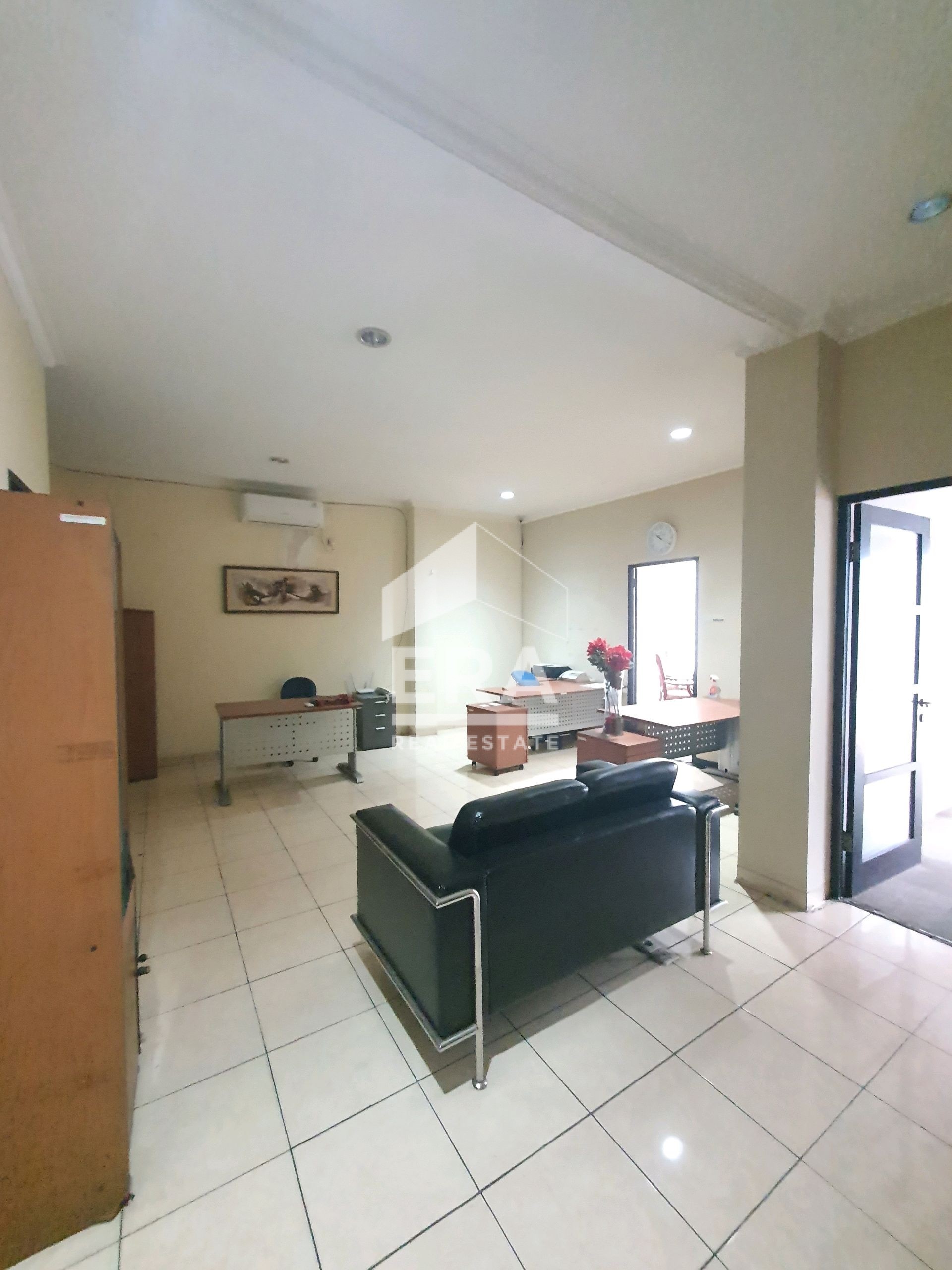 interior 6
