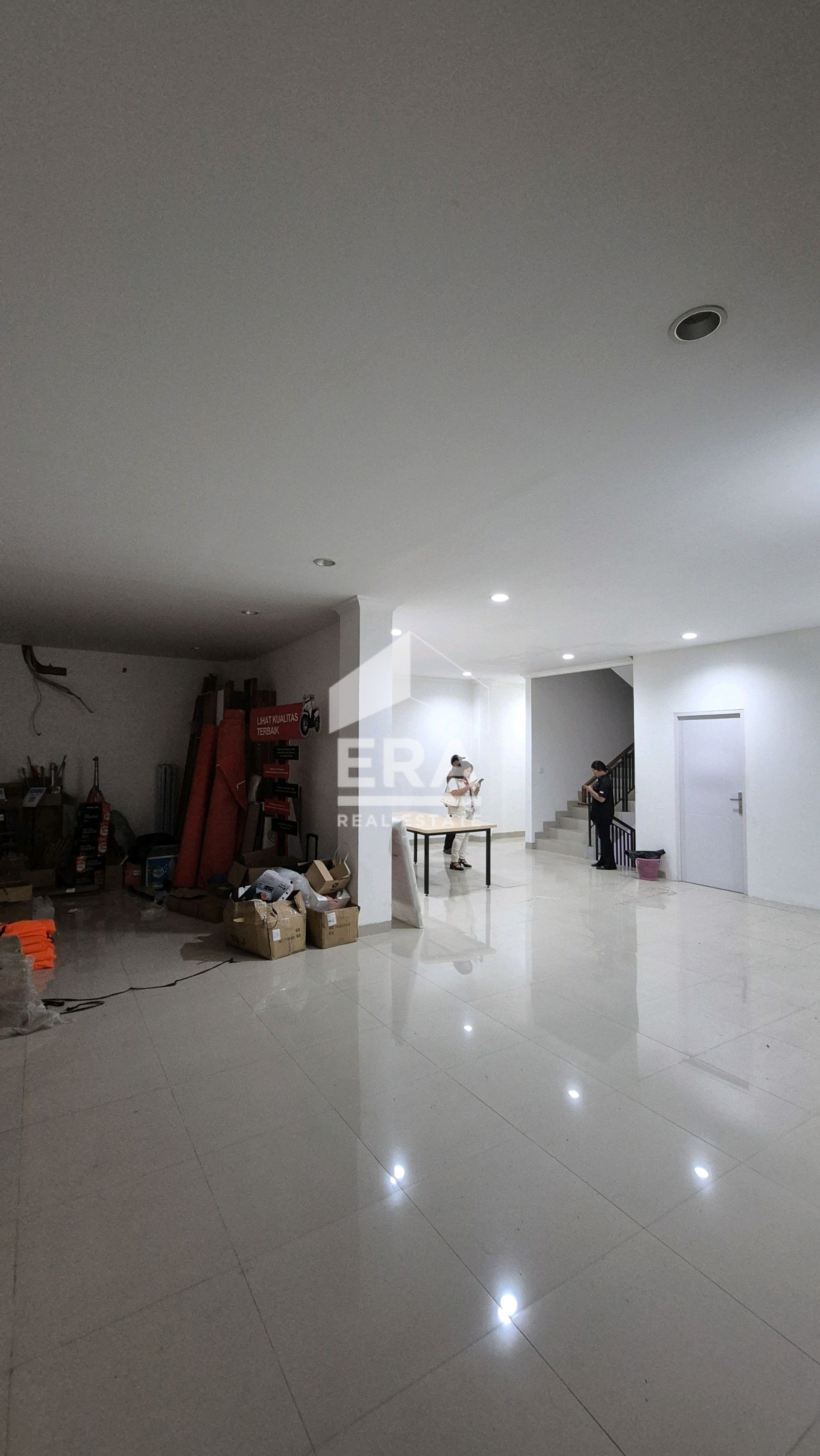 interior 3