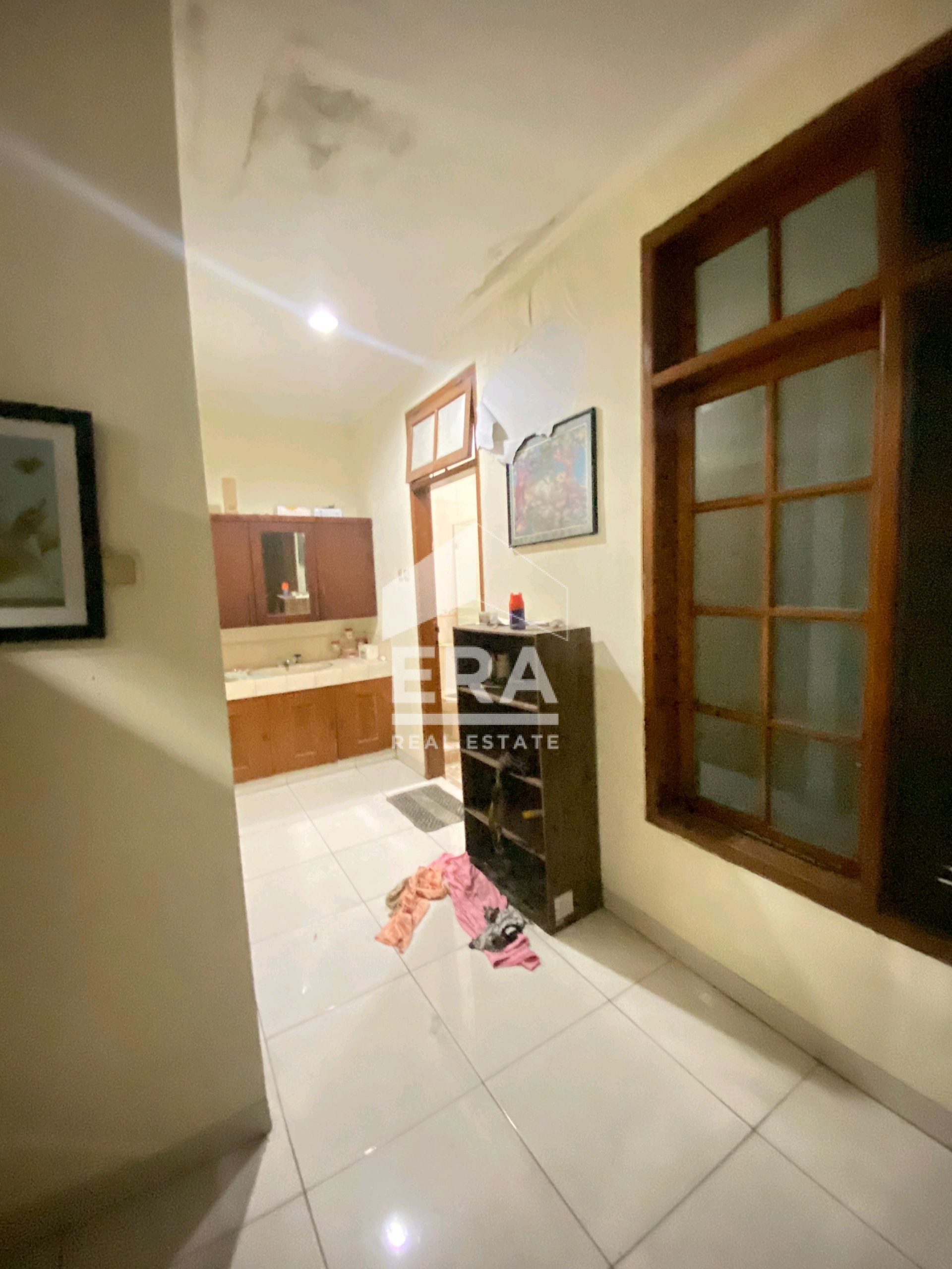 interior 2