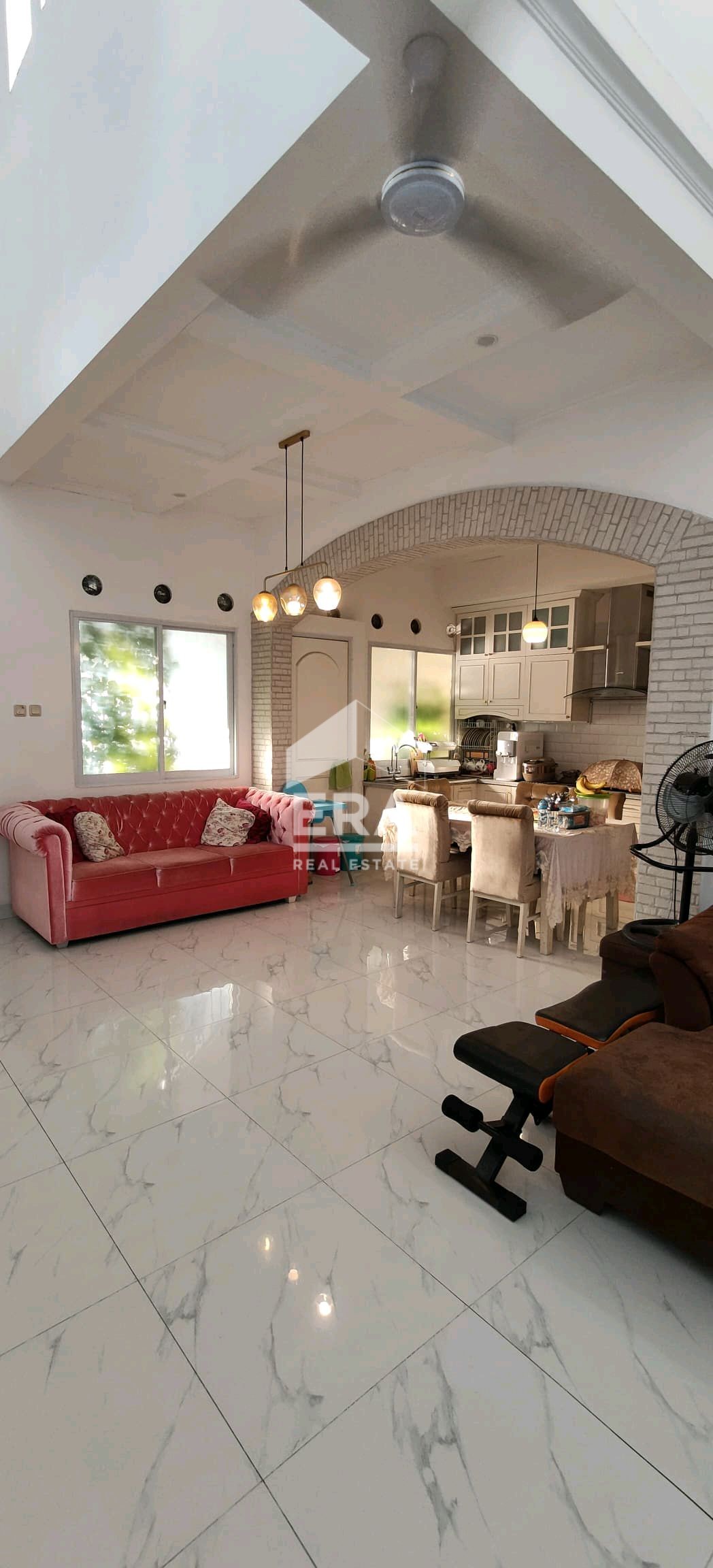 interior 4