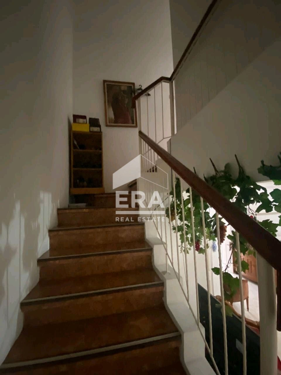 interior 4