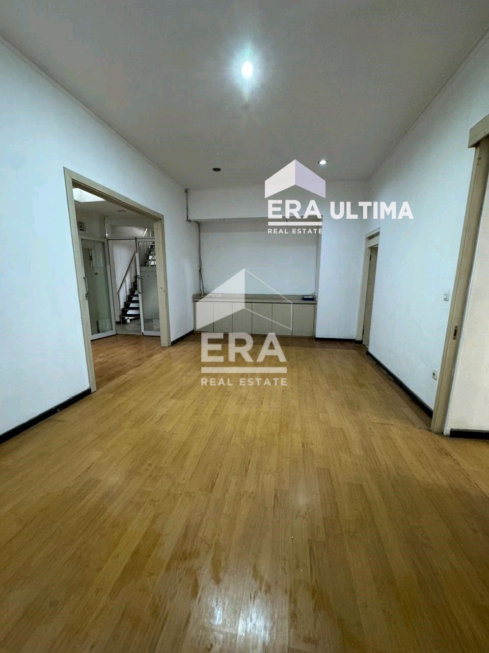 interior 3
