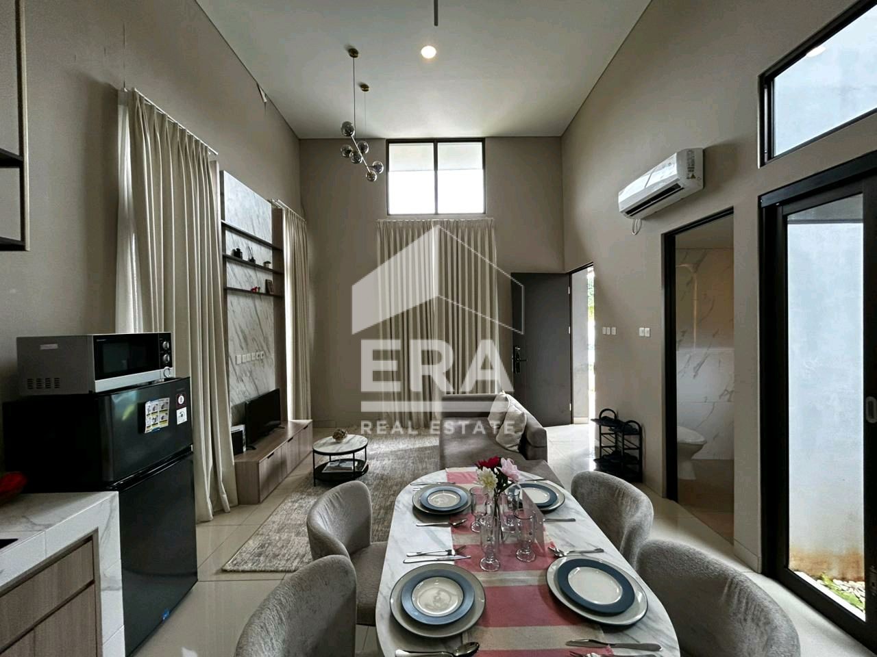 interior 6
