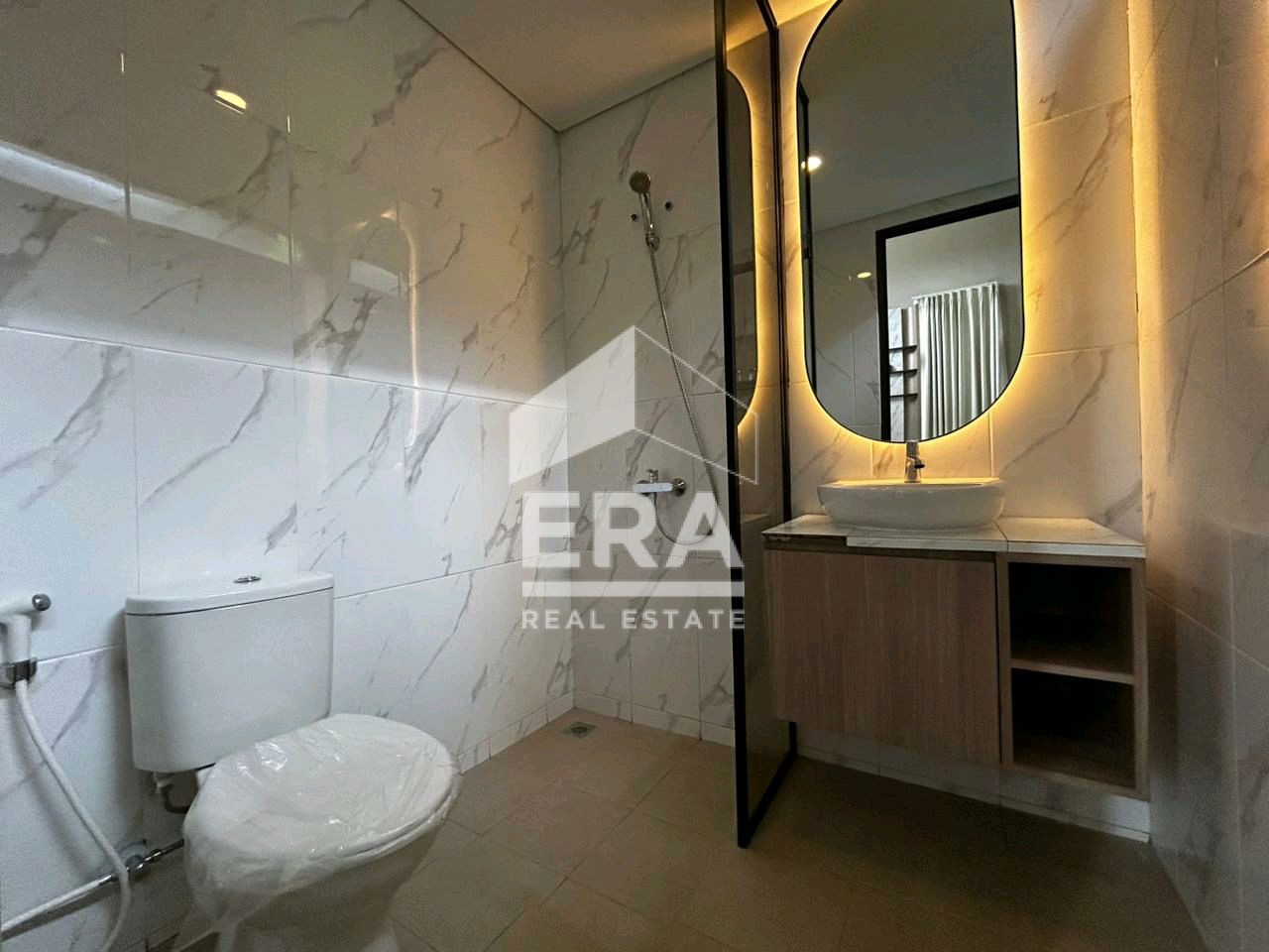 interior 10