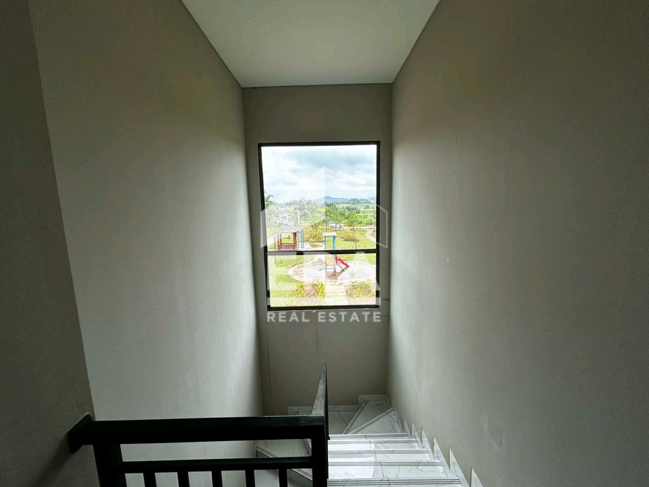 interior 3