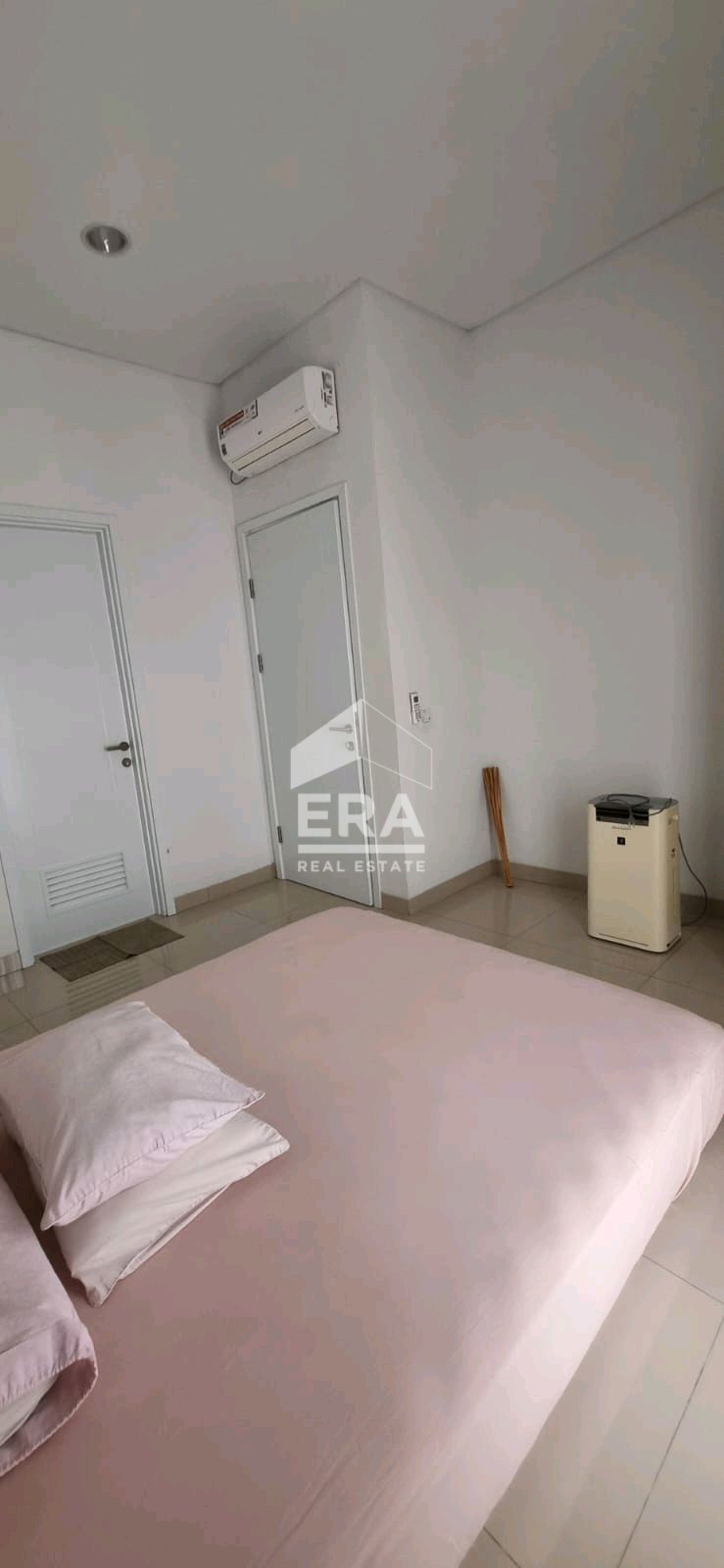 interior 2