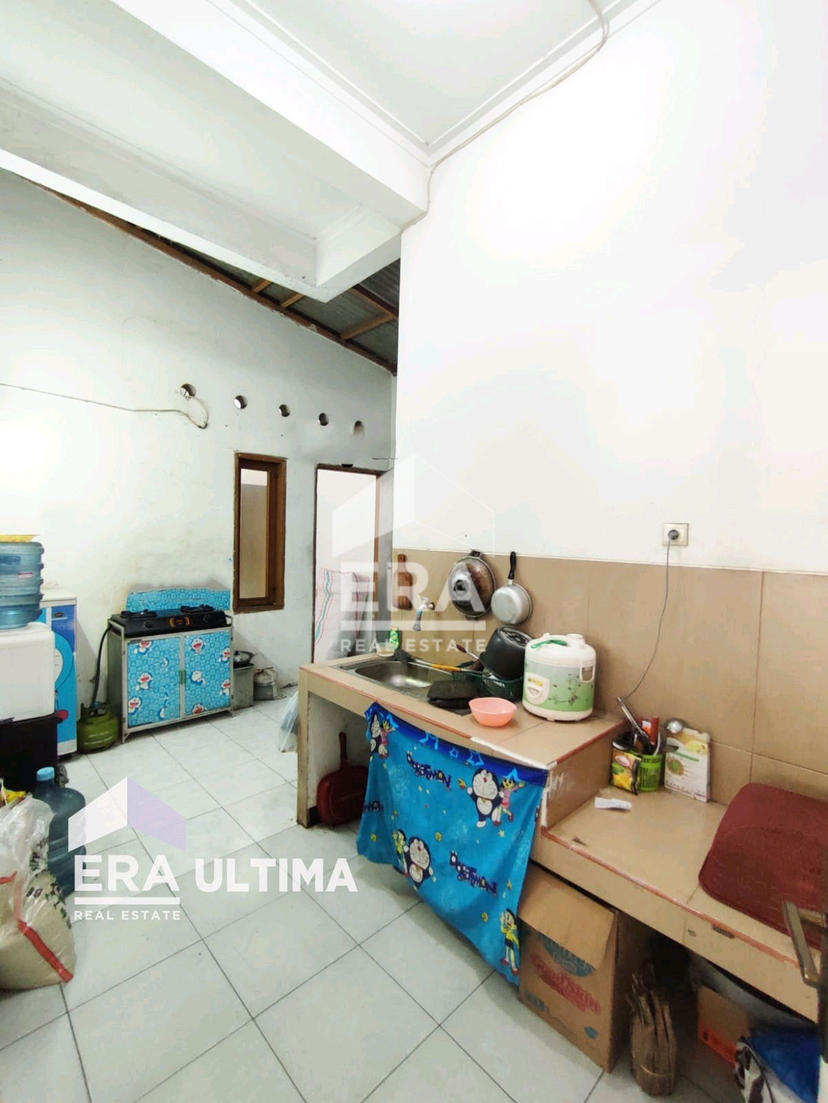 interior 8