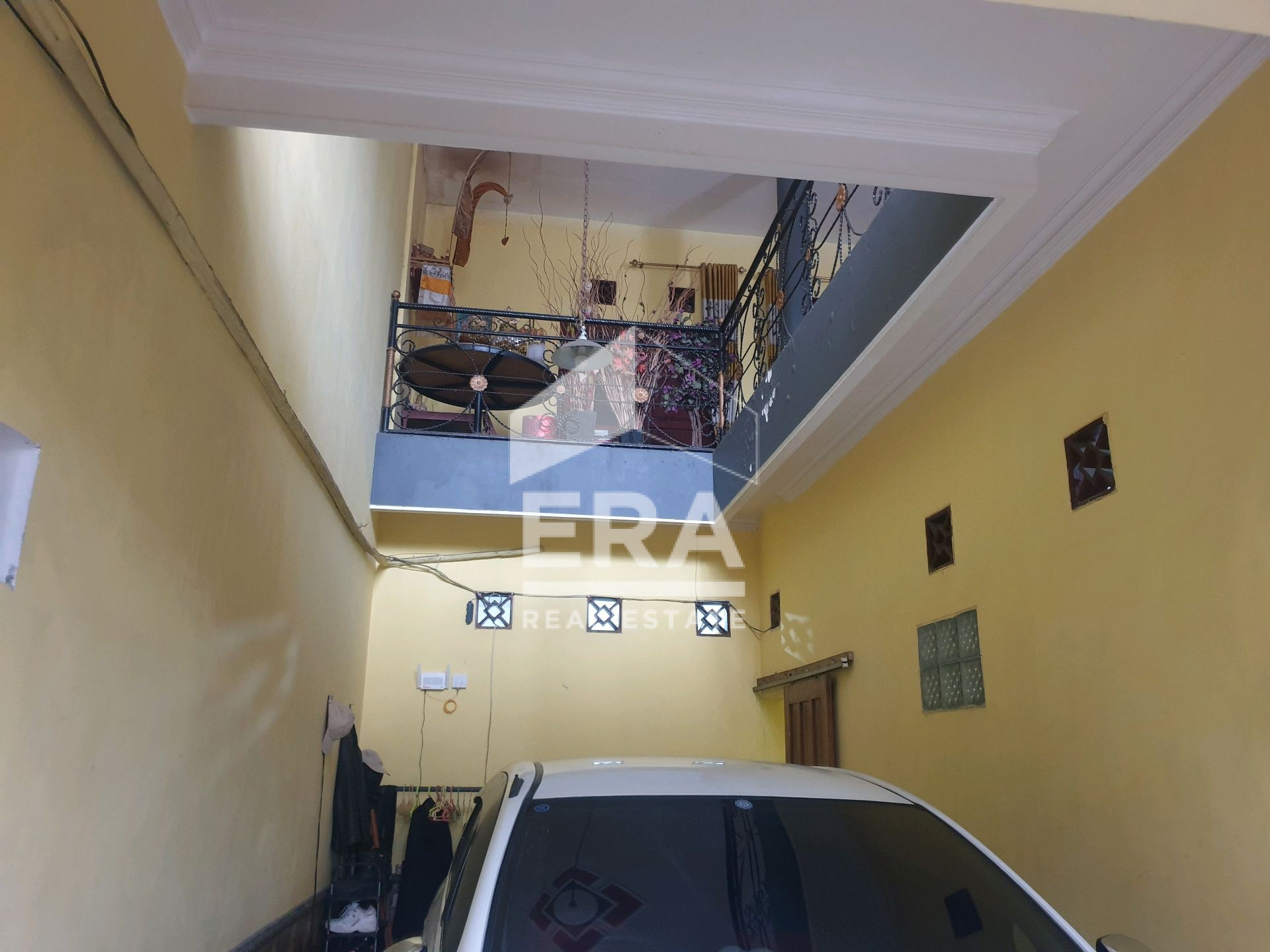 interior 7
