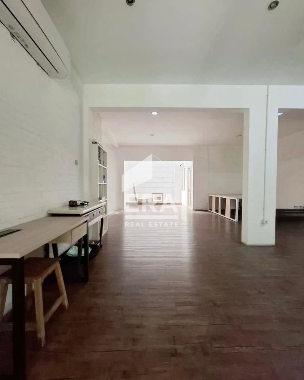 interior 7