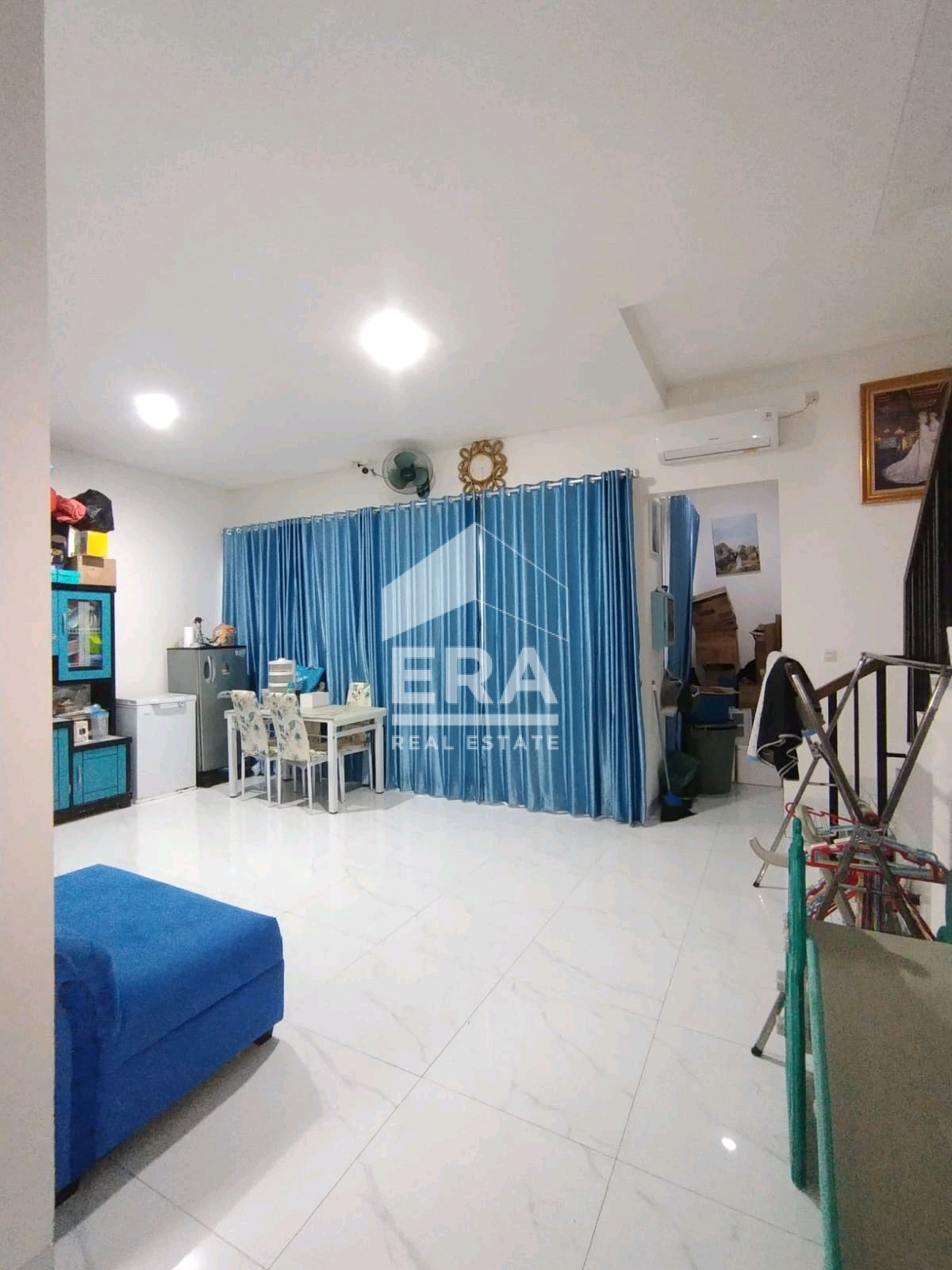 interior 2