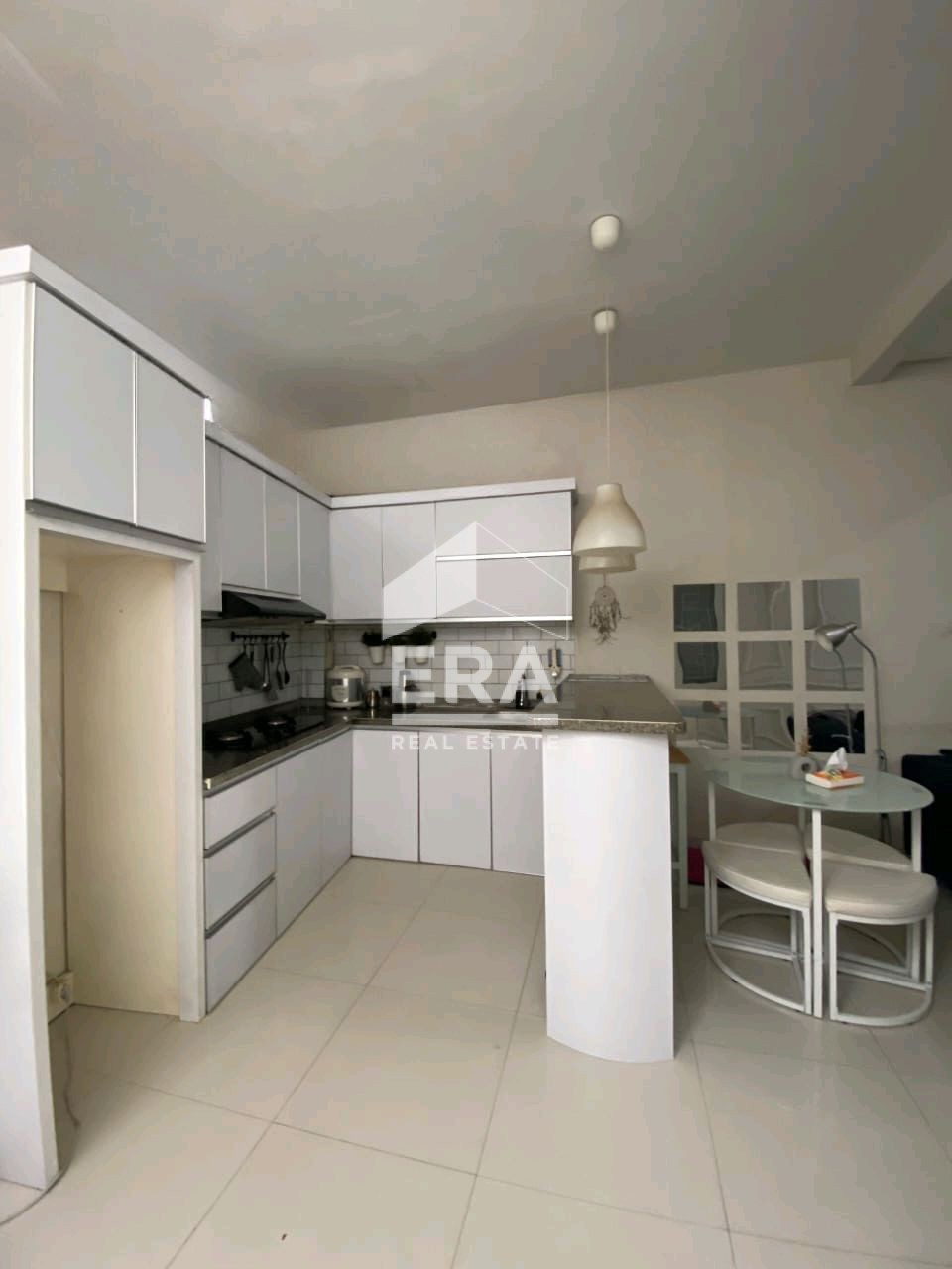 interior 6