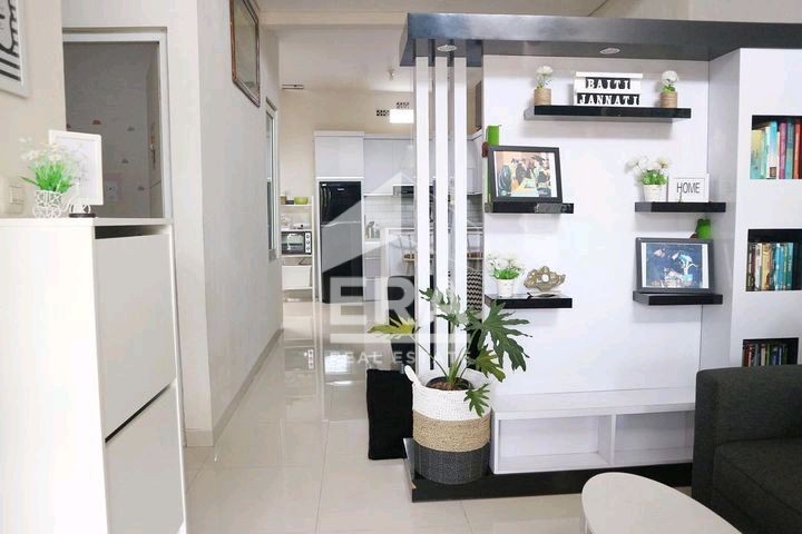 interior 9