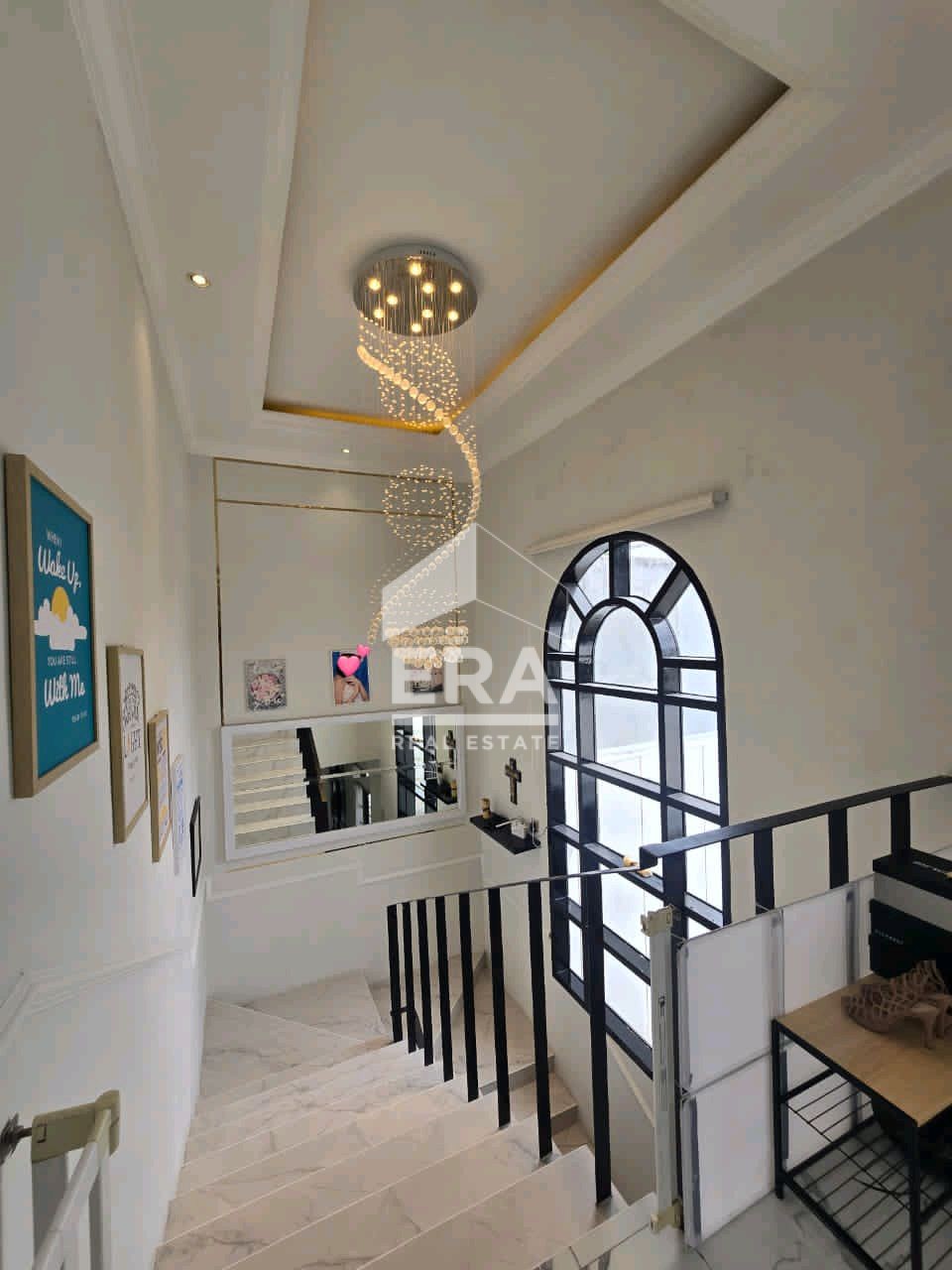 interior 9