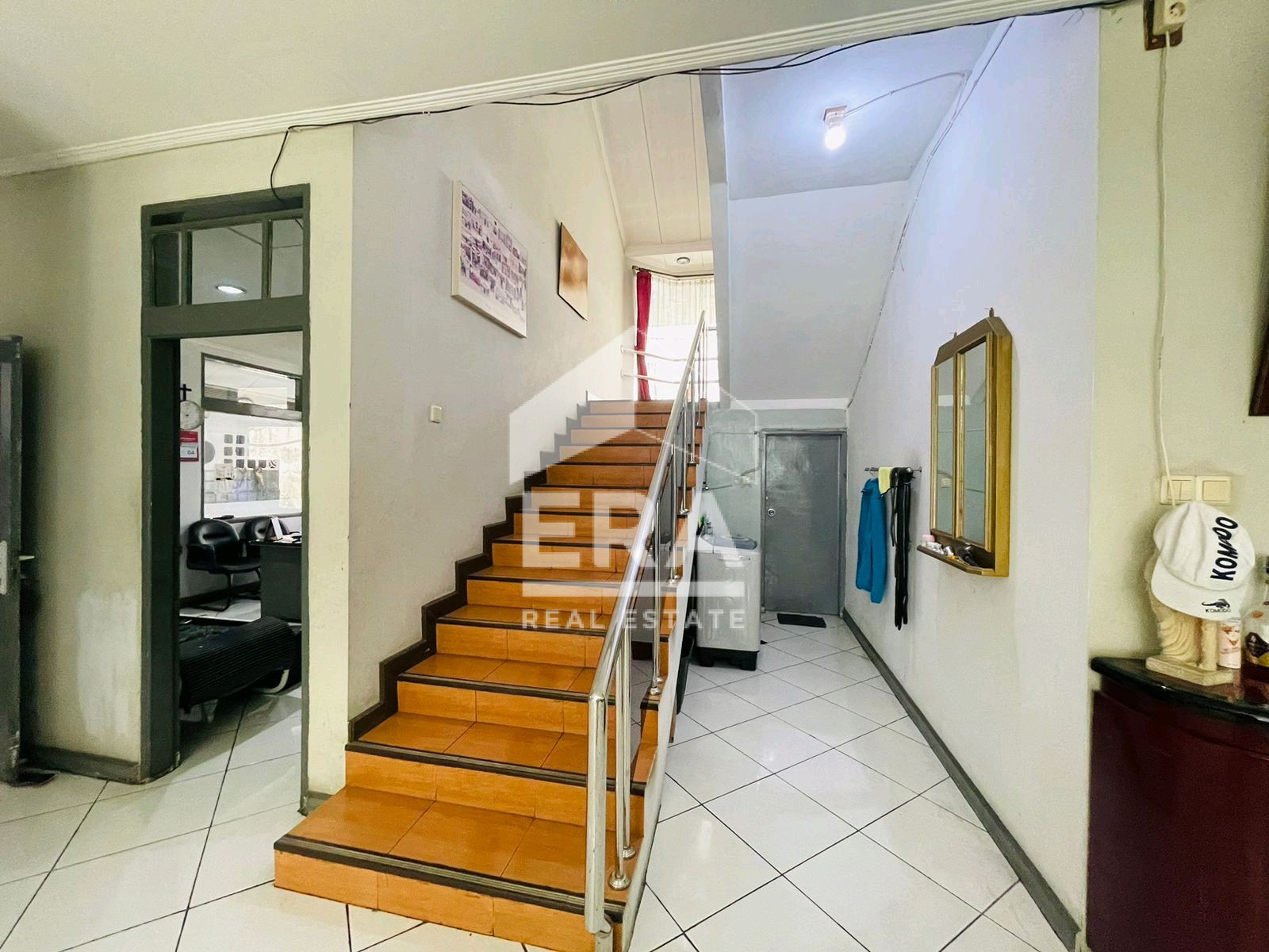 interior 9