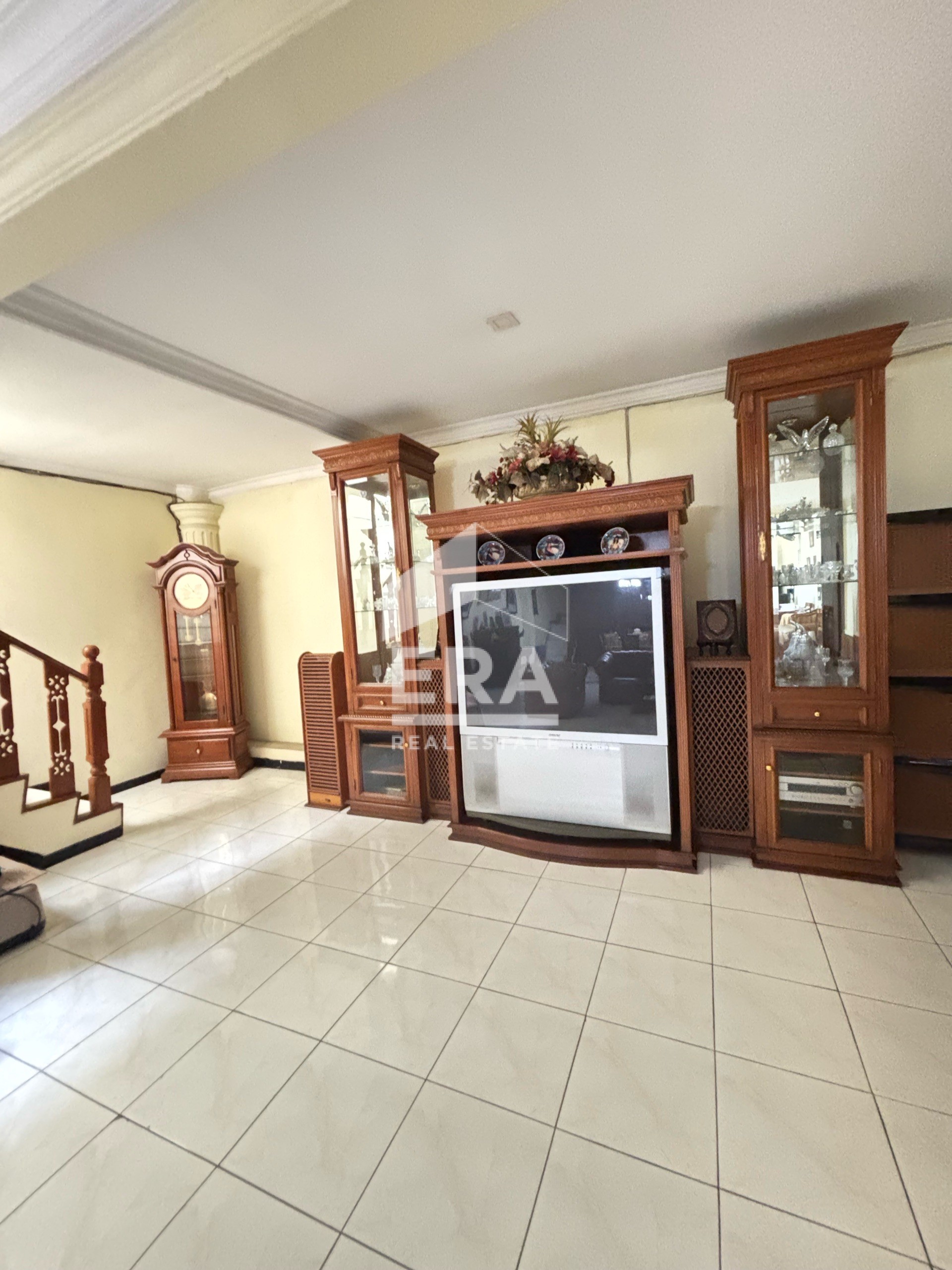 interior 4