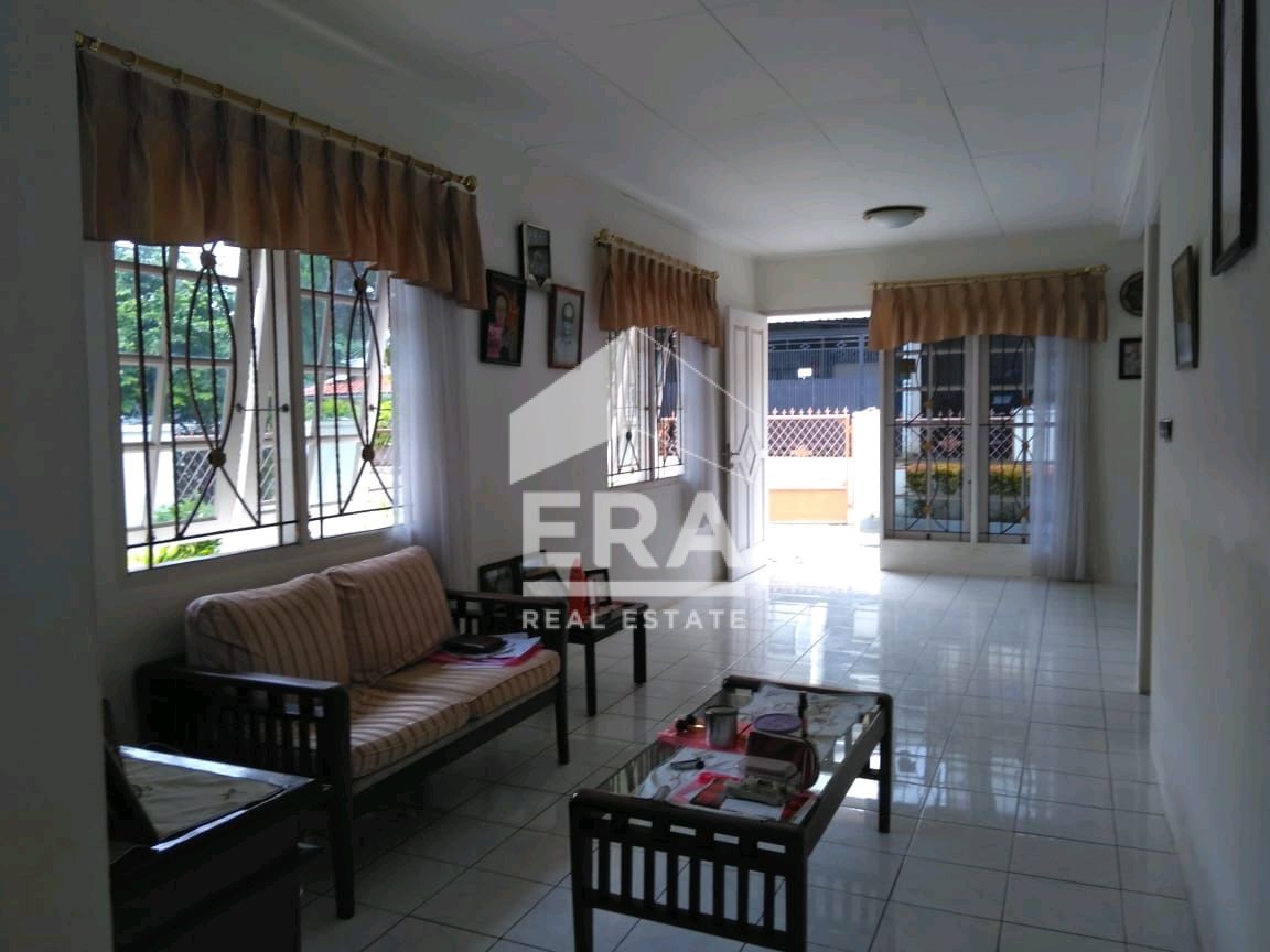 interior 2