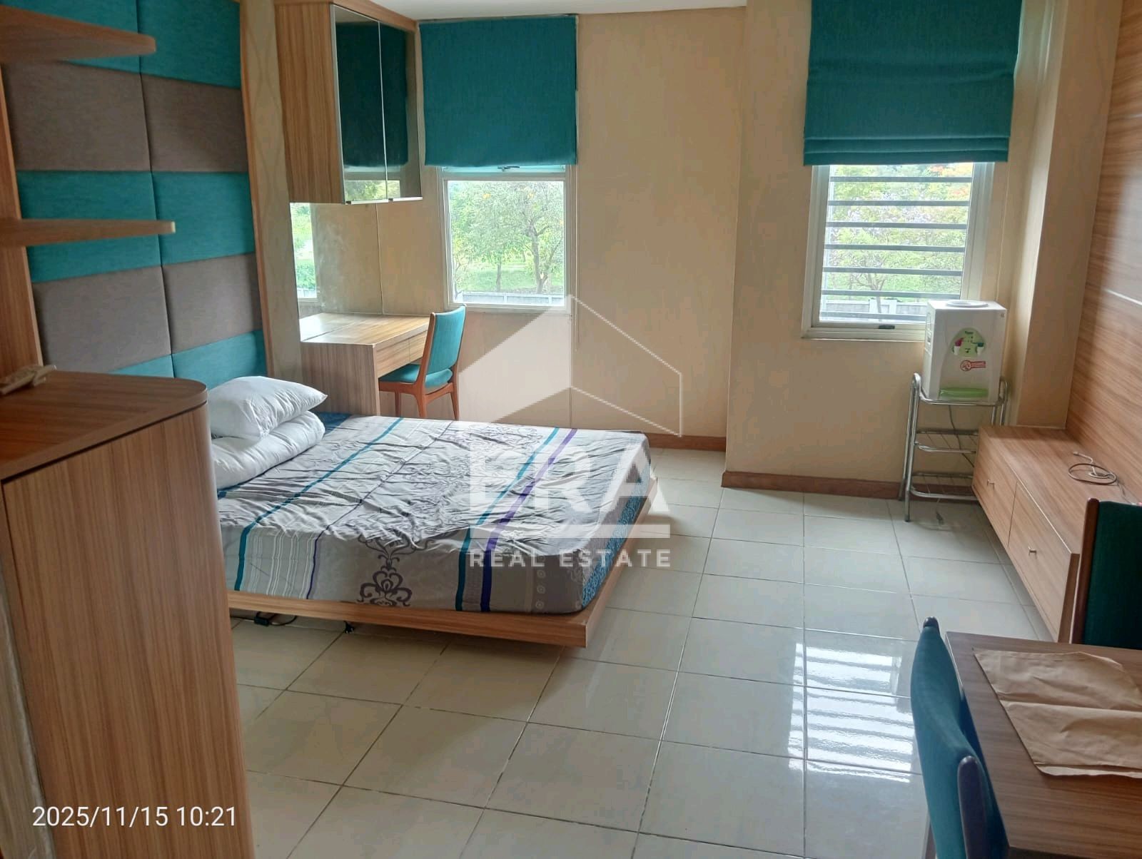 interior 6