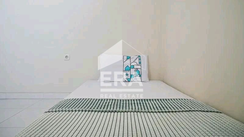 interior 8