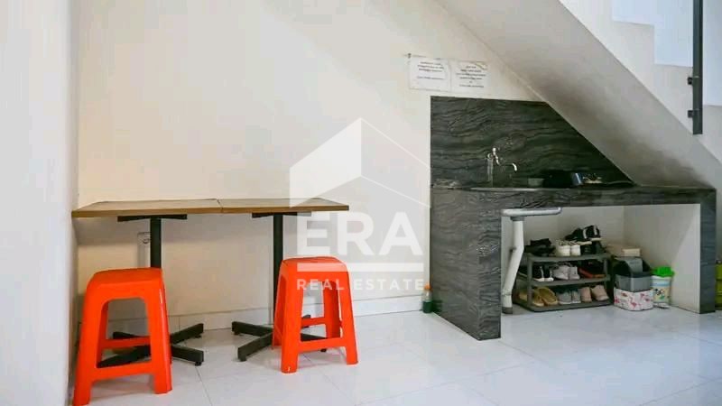 interior 2