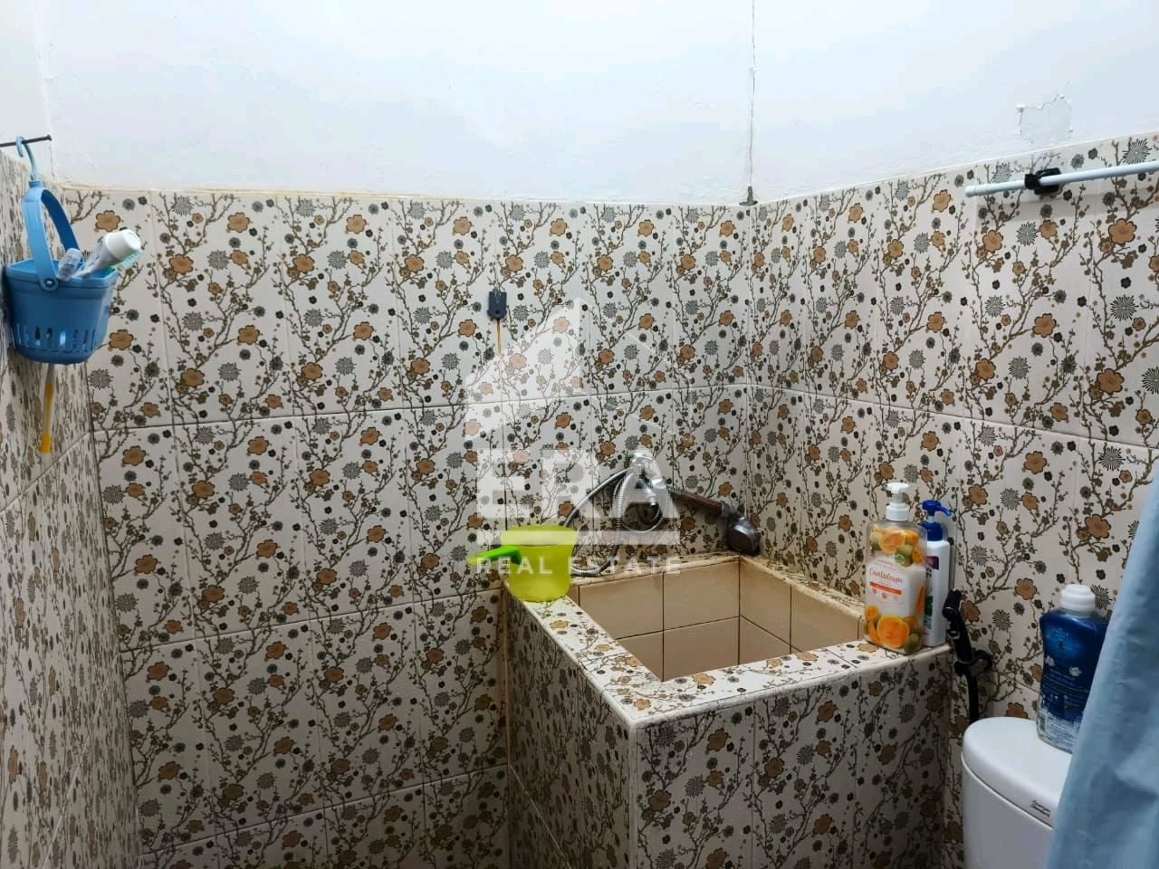 interior 6